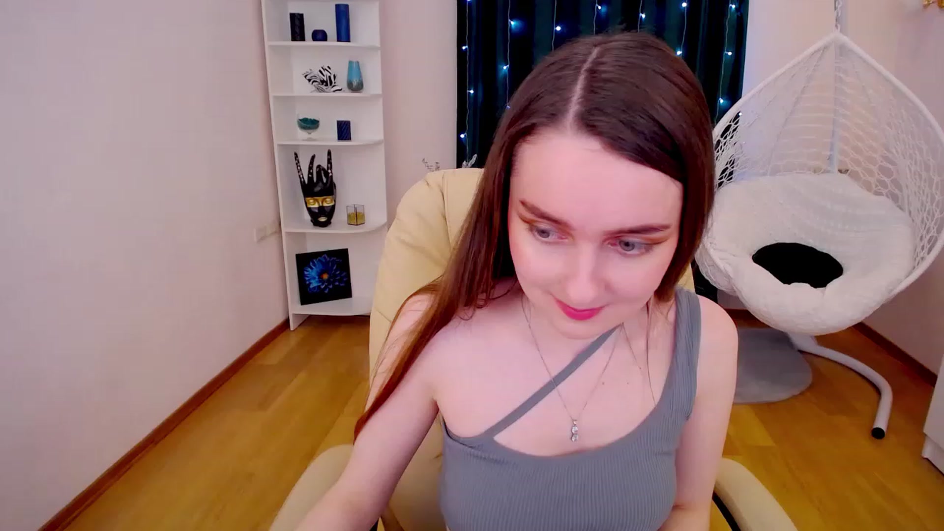Gallery image thumbnail from OceanFeelss's myfreecams stream on, 02/26/2023, 13:41 image 17 of 20