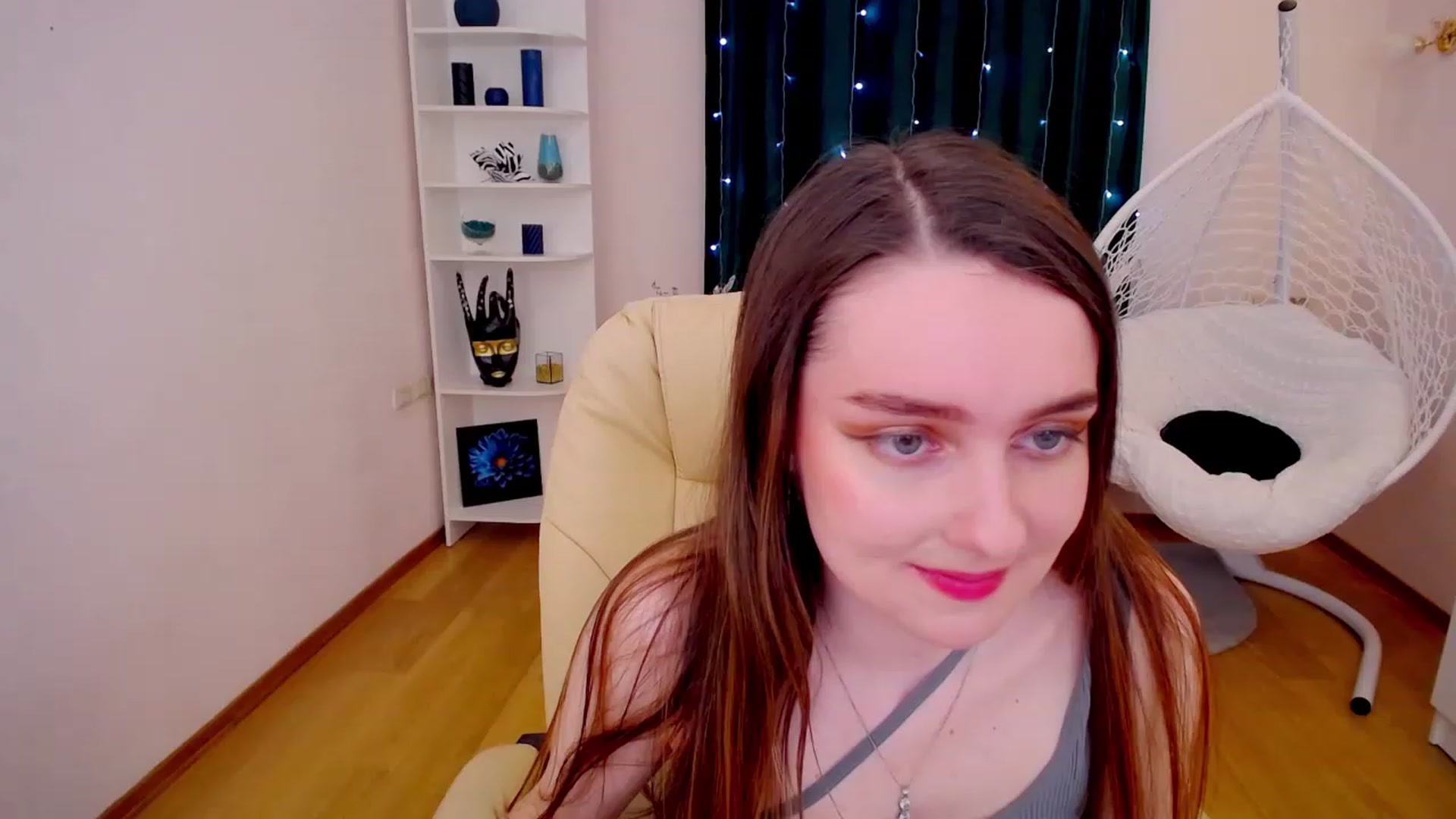 Gallery image thumbnail from OceanFeelss's myfreecams stream on, 02/26/2023, 13:41 image 1 of 20