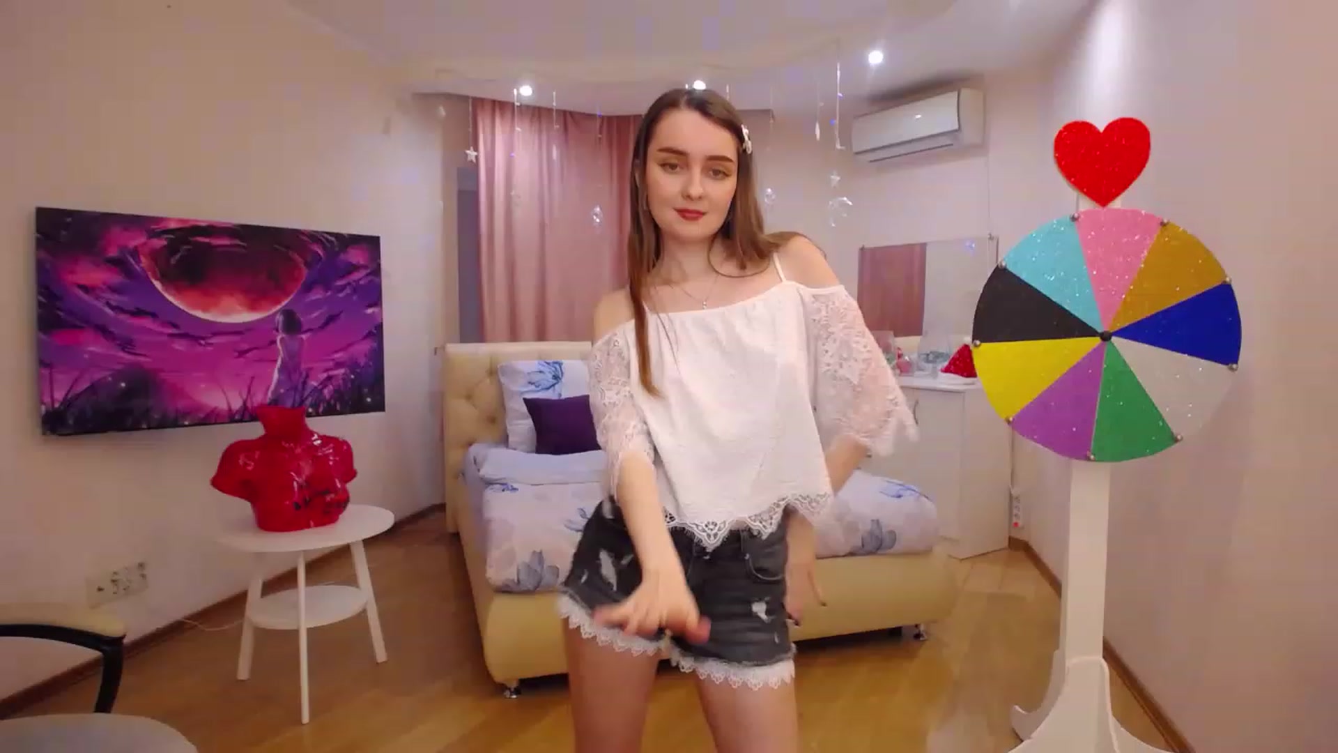 Gallery image thumbnail from OceanFeelss's myfreecams stream on, 02/27/2023, 12:11 image 18 of 20