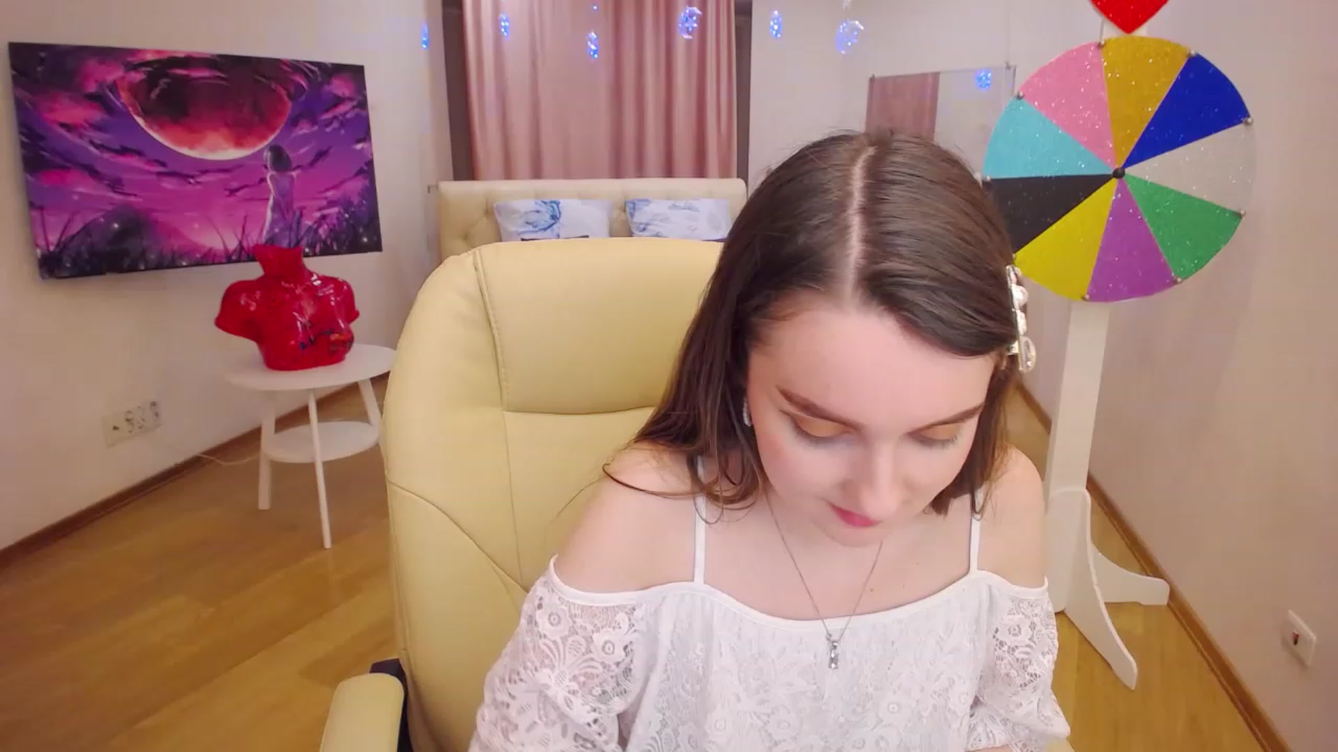 Gallery image thumbnail from OceanFeelss's myfreecams stream on, 02/27/2023, 15:49 image 18 of 20