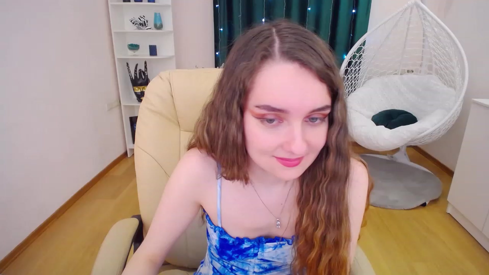 Gallery image thumbnail from OceanFeelss's myfreecams stream on, 02/28/2023, 08:22 image 9 of 20