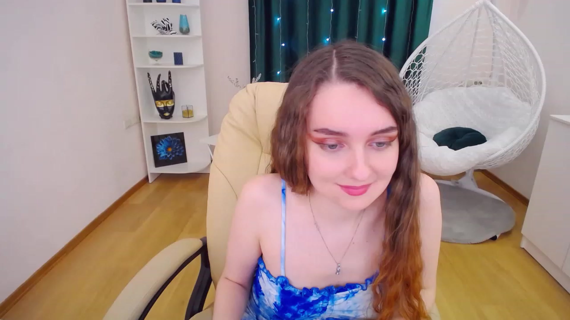 Gallery image thumbnail from OceanFeelss's myfreecams stream on, 02/28/2023, 08:22 image 13 of 20