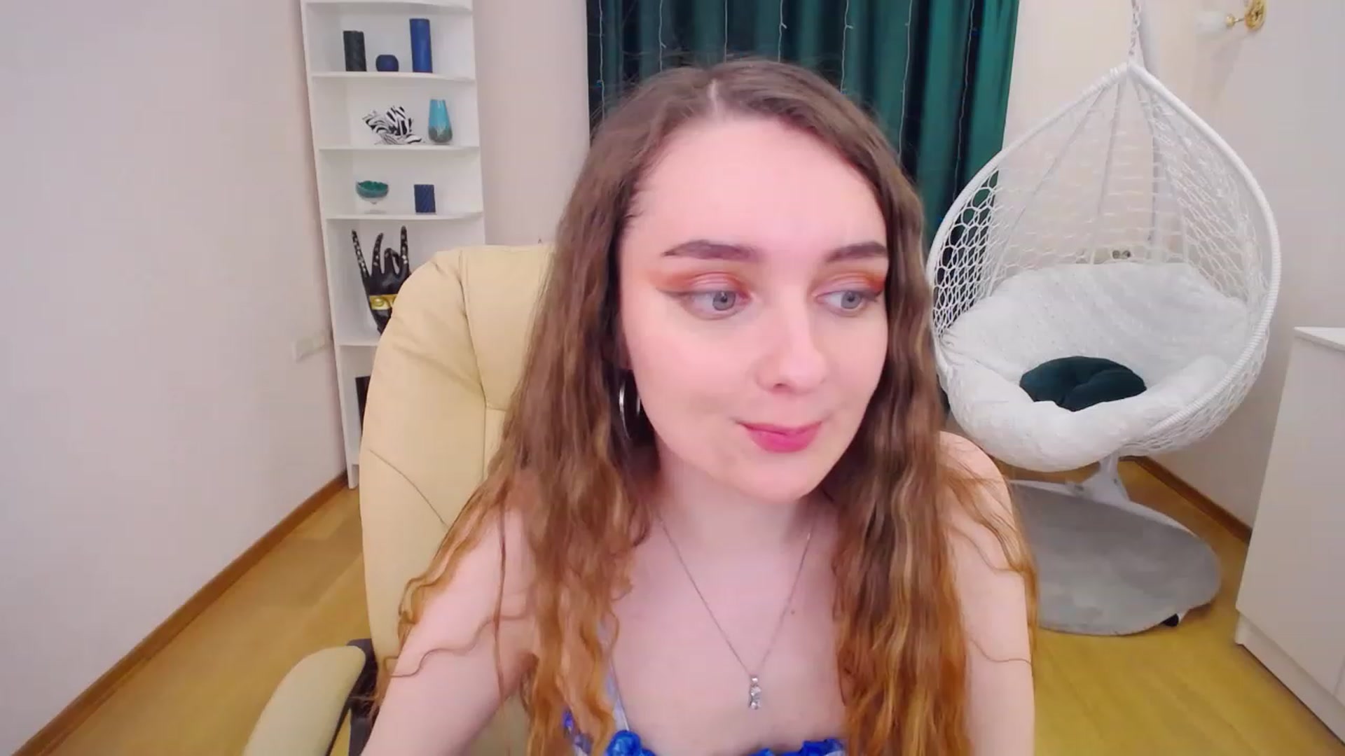 Gallery image thumbnail from OceanFeelss's myfreecams stream on, 02/28/2023, 09:45 image 15 of 20