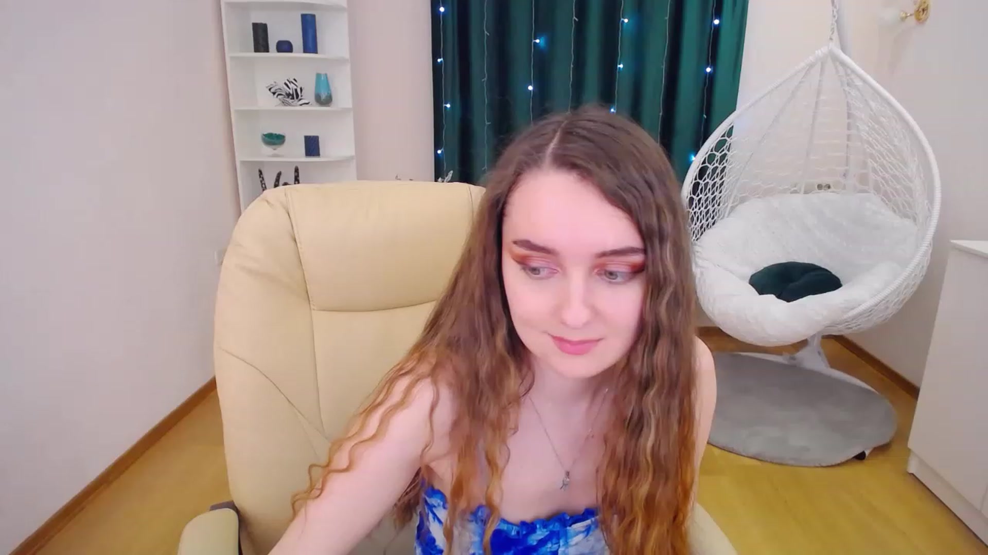 Gallery image thumbnail from OceanFeelss's myfreecams stream on, 02/28/2023, 09:45 image 16 of 20