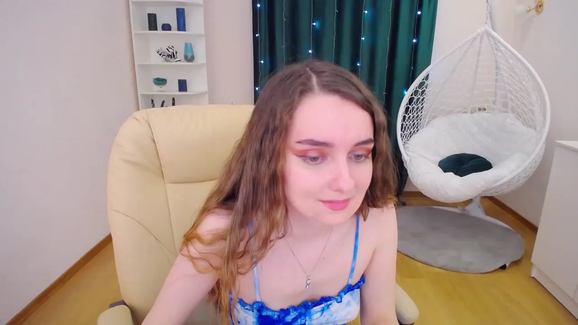 Gallery image thumbnail from OceanFeelss's myfreecams stream on, 02/28/2023, 09:45 image 2 of 20