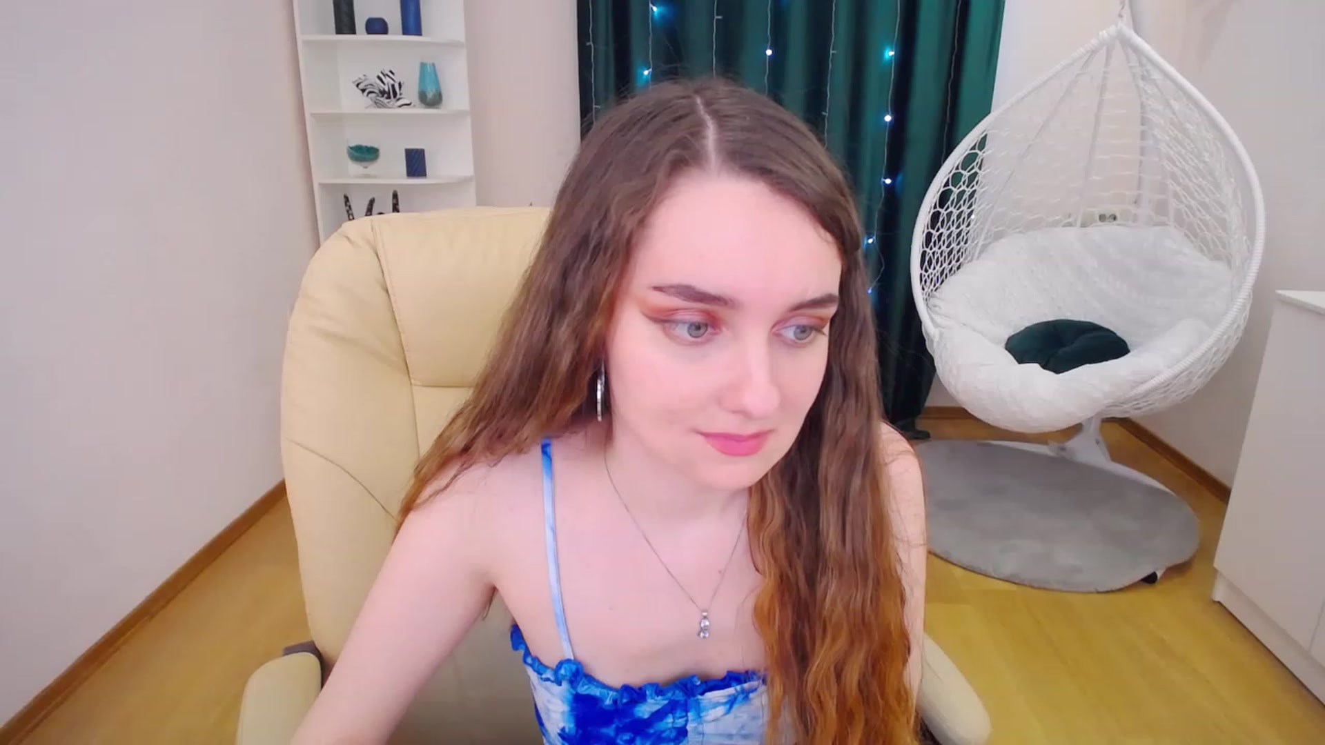 Gallery image thumbnail from OceanFeelss's myfreecams stream on, 02/28/2023, 09:45 image 19 of 20