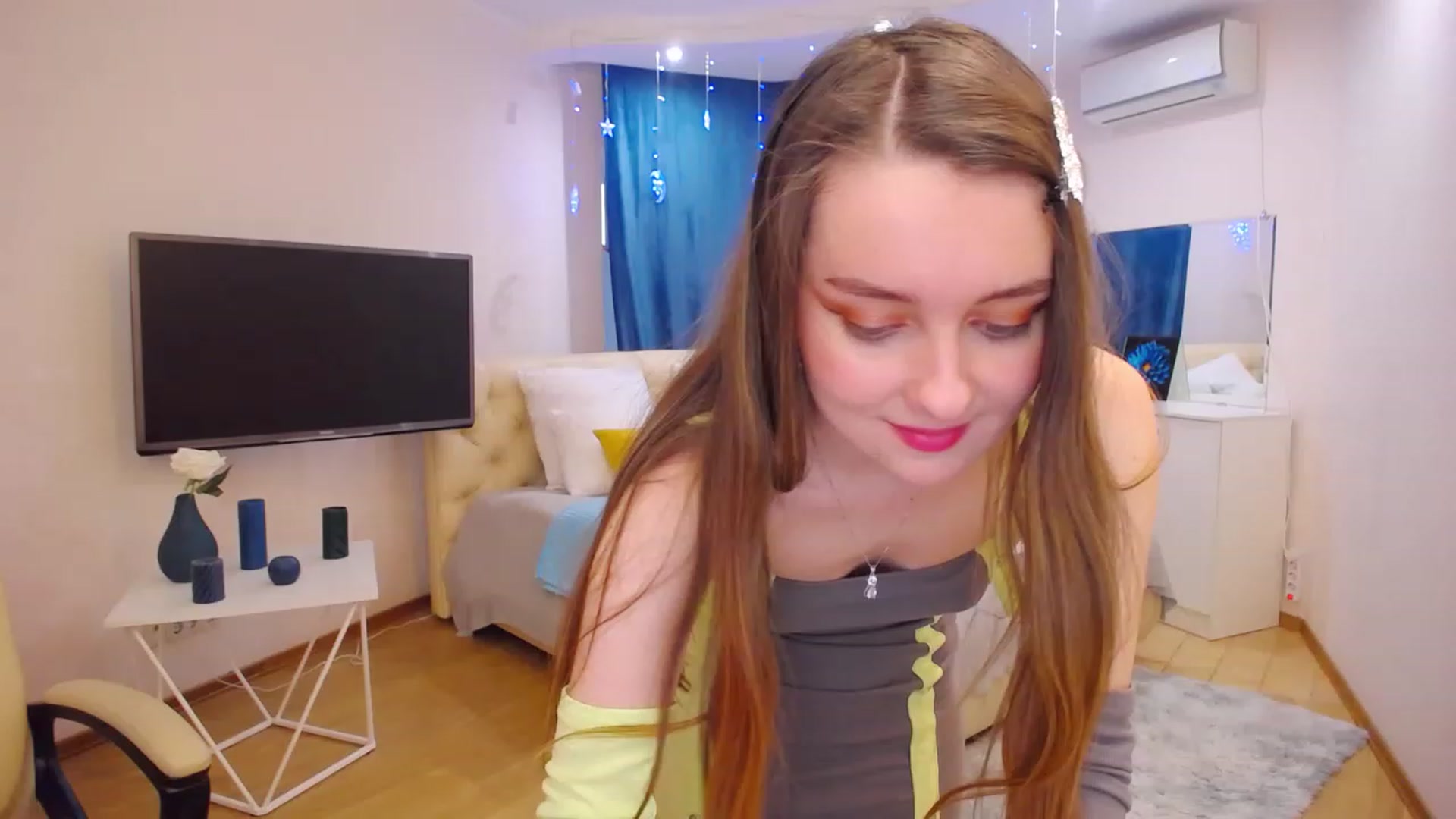 Gallery image thumbnail from OceanFeelss's myfreecams stream on, 03/03/2023, 09:47 image 6 of 20