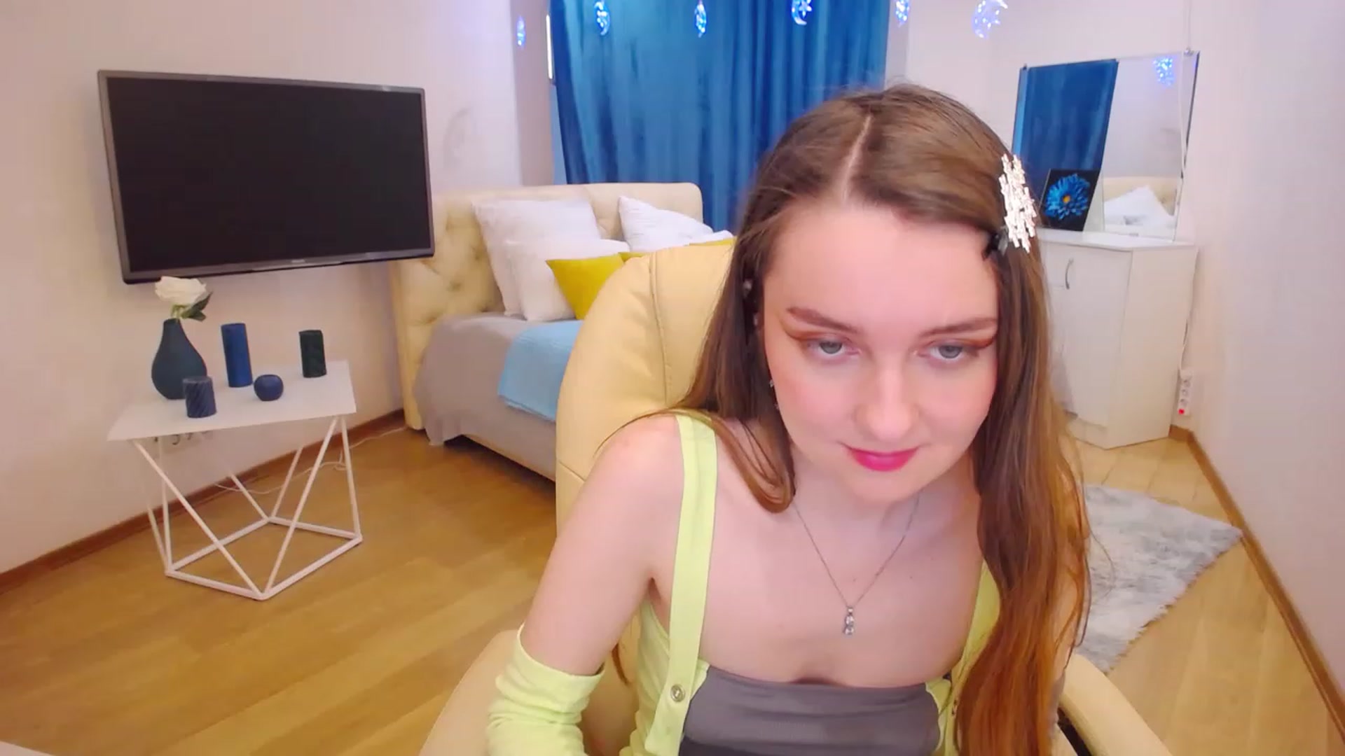 Gallery image thumbnail from OceanFeelss's myfreecams stream on, 03/03/2023, 09:47 image 9 of 20
