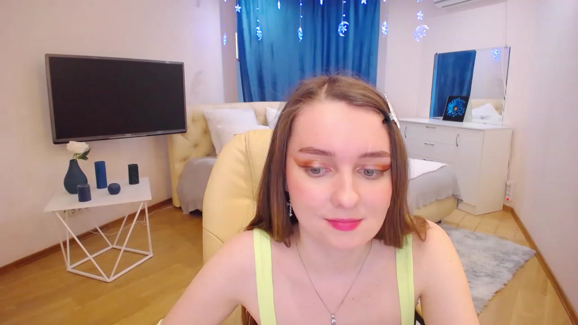 Gallery image thumbnail from OceanFeelss's myfreecams stream on, 03/03/2023, 09:47 image 16 of 20