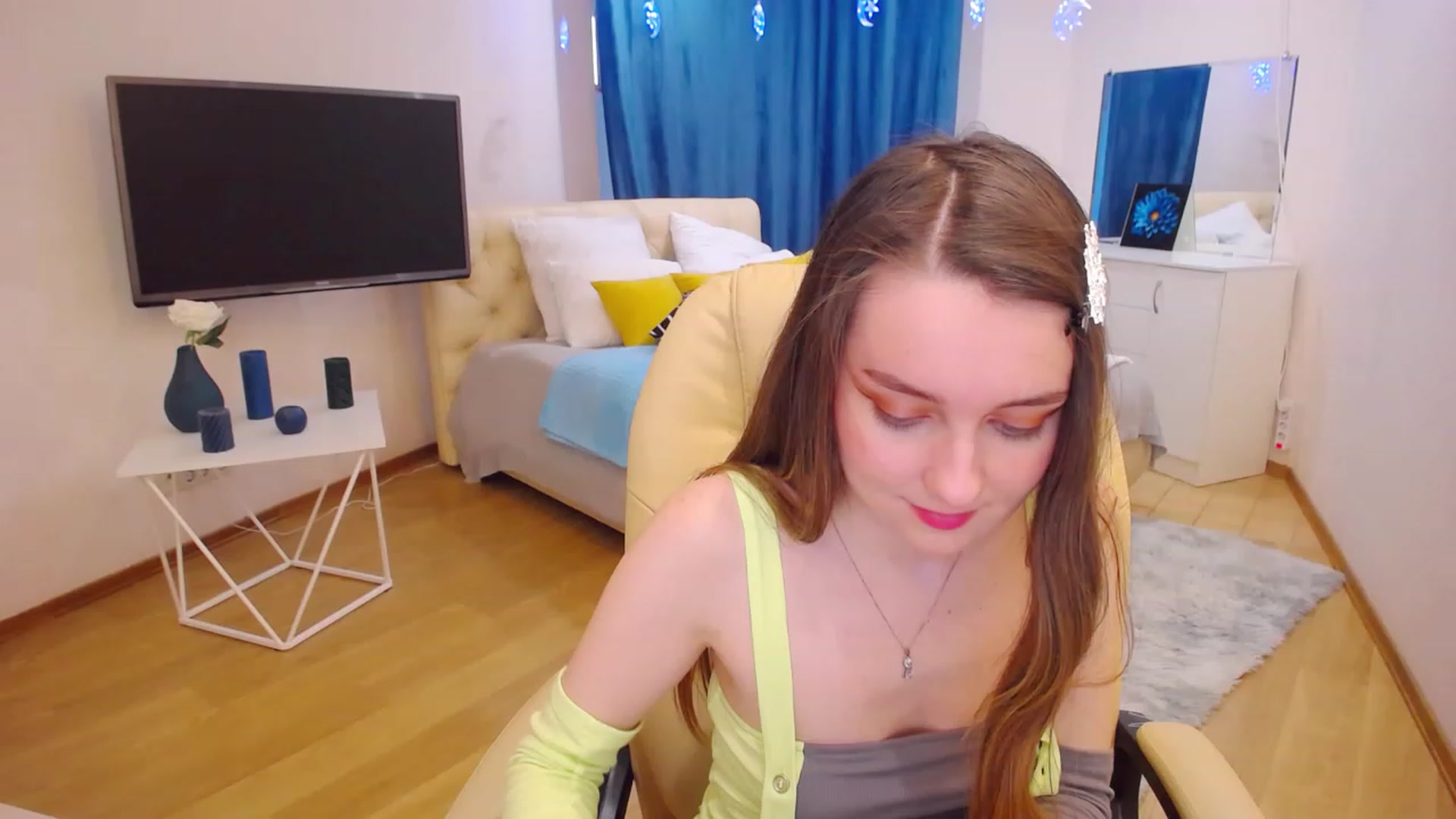 Gallery image thumbnail from OceanFeelss's myfreecams stream on, 03/03/2023, 09:47 image 7 of 20