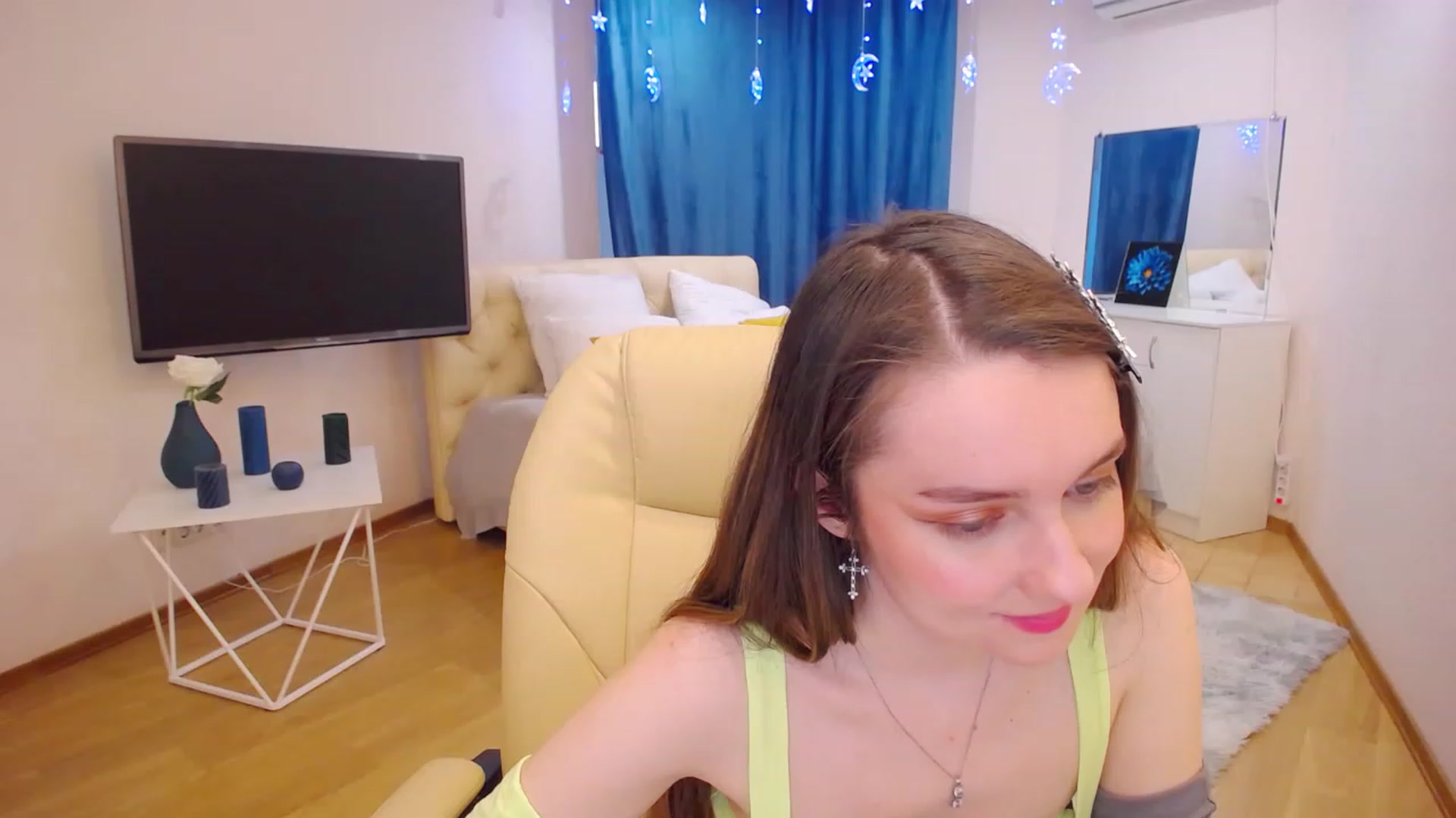 Gallery image thumbnail from OceanFeelss's myfreecams stream on, 03/03/2023, 09:47 image 19 of 20
