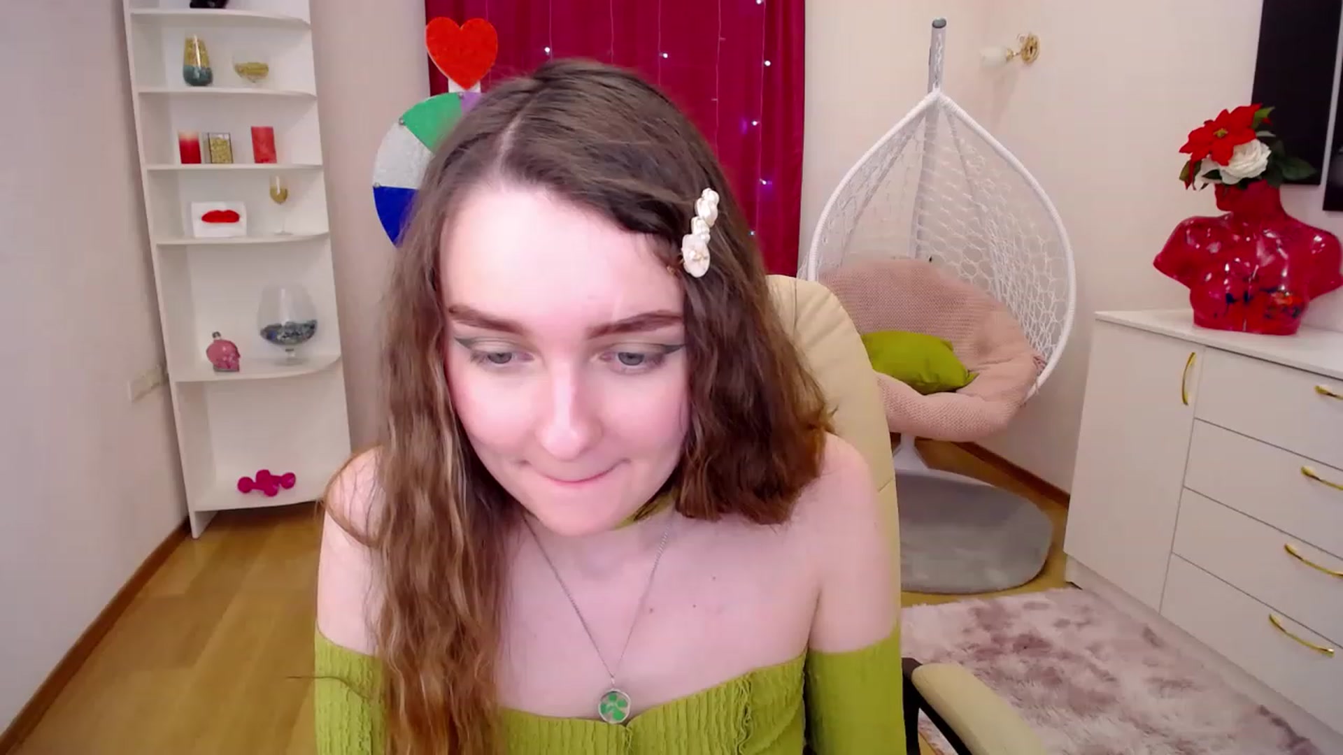 Gallery image thumbnail from OceanFeelss's myfreecams stream on, 03/05/2023, 09:53 image 12 of 20