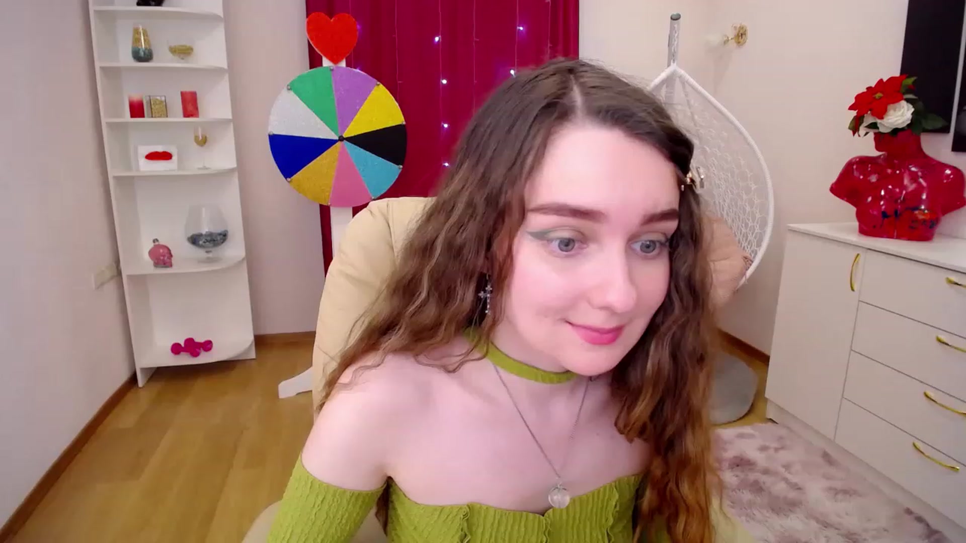 Gallery image thumbnail from OceanFeelss's myfreecams stream on, 03/05/2023, 09:53 image 15 of 20