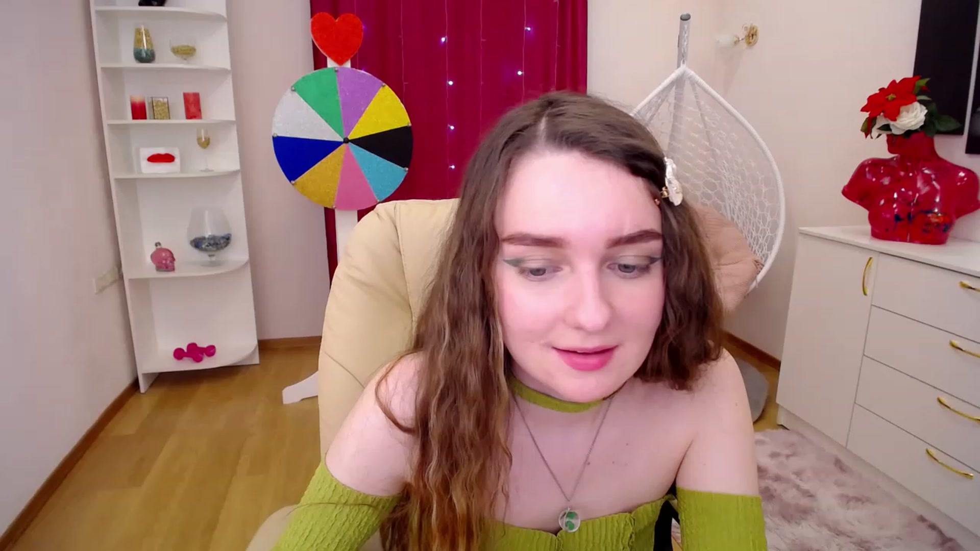 Gallery image thumbnail from OceanFeelss's myfreecams stream on, 03/05/2023, 09:53 image 11 of 20