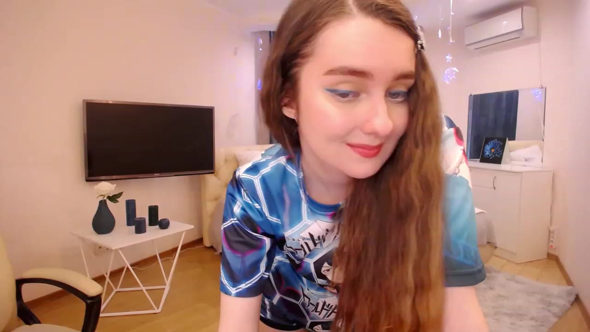 Gallery image thumbnail from OceanFeelss's myfreecams stream on, 03/06/2023, 12:10 image 5 of 20