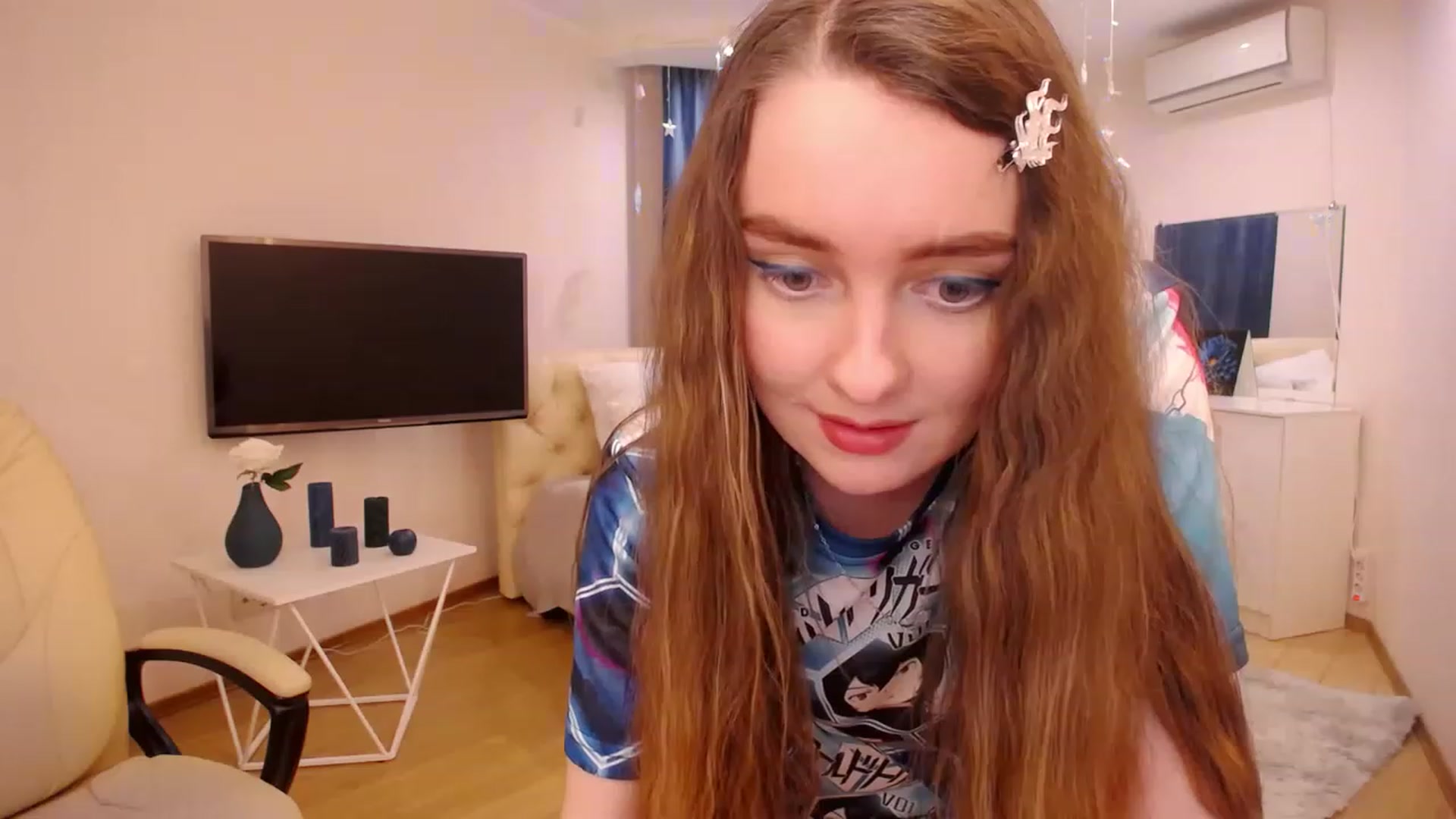 Gallery image thumbnail from OceanFeelss's myfreecams stream on, 03/06/2023, 13:26 image 10 of 20