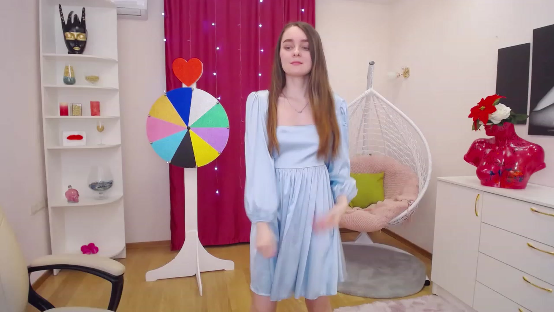 Gallery image thumbnail from OceanFeelss's myfreecams stream on, 03/07/2023, 08:20 image 15 of 20