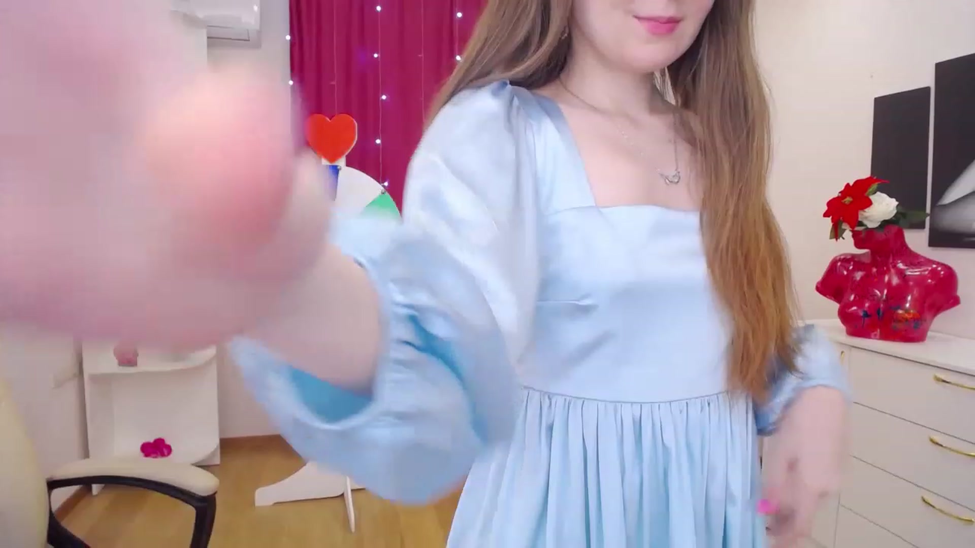 Gallery image thumbnail from OceanFeelss's myfreecams stream on, 03/07/2023, 08:20 image 3 of 20