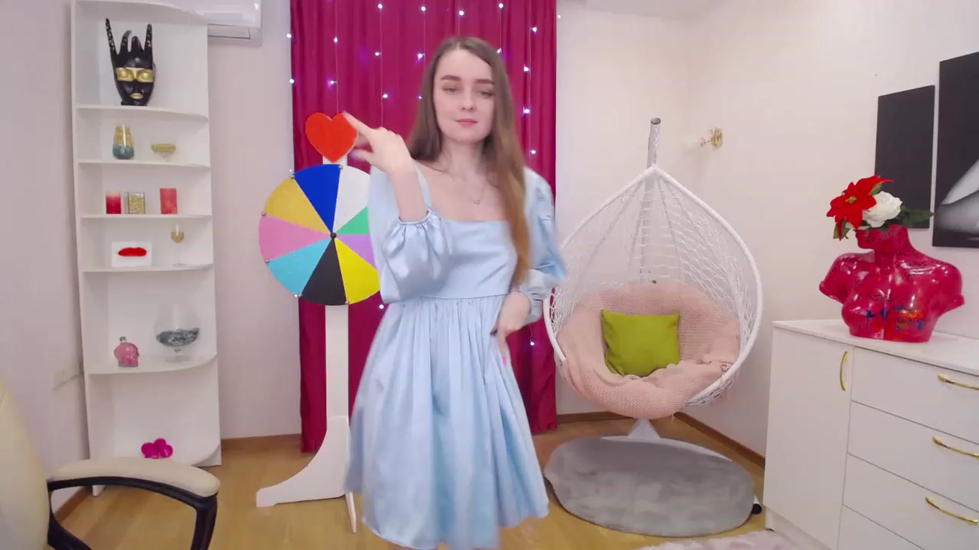 Gallery image thumbnail from OceanFeelss's myfreecams stream on, 03/07/2023, 08:20 image 6 of 20
