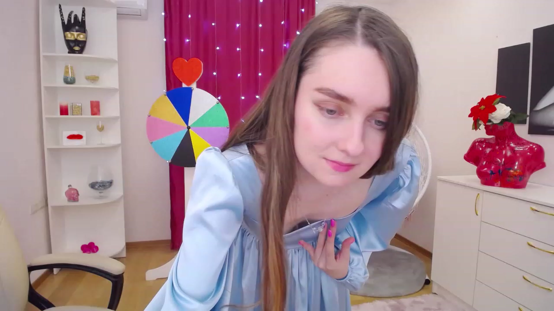 Gallery image thumbnail from OceanFeelss's myfreecams stream on, 03/07/2023, 08:20 image 17 of 20