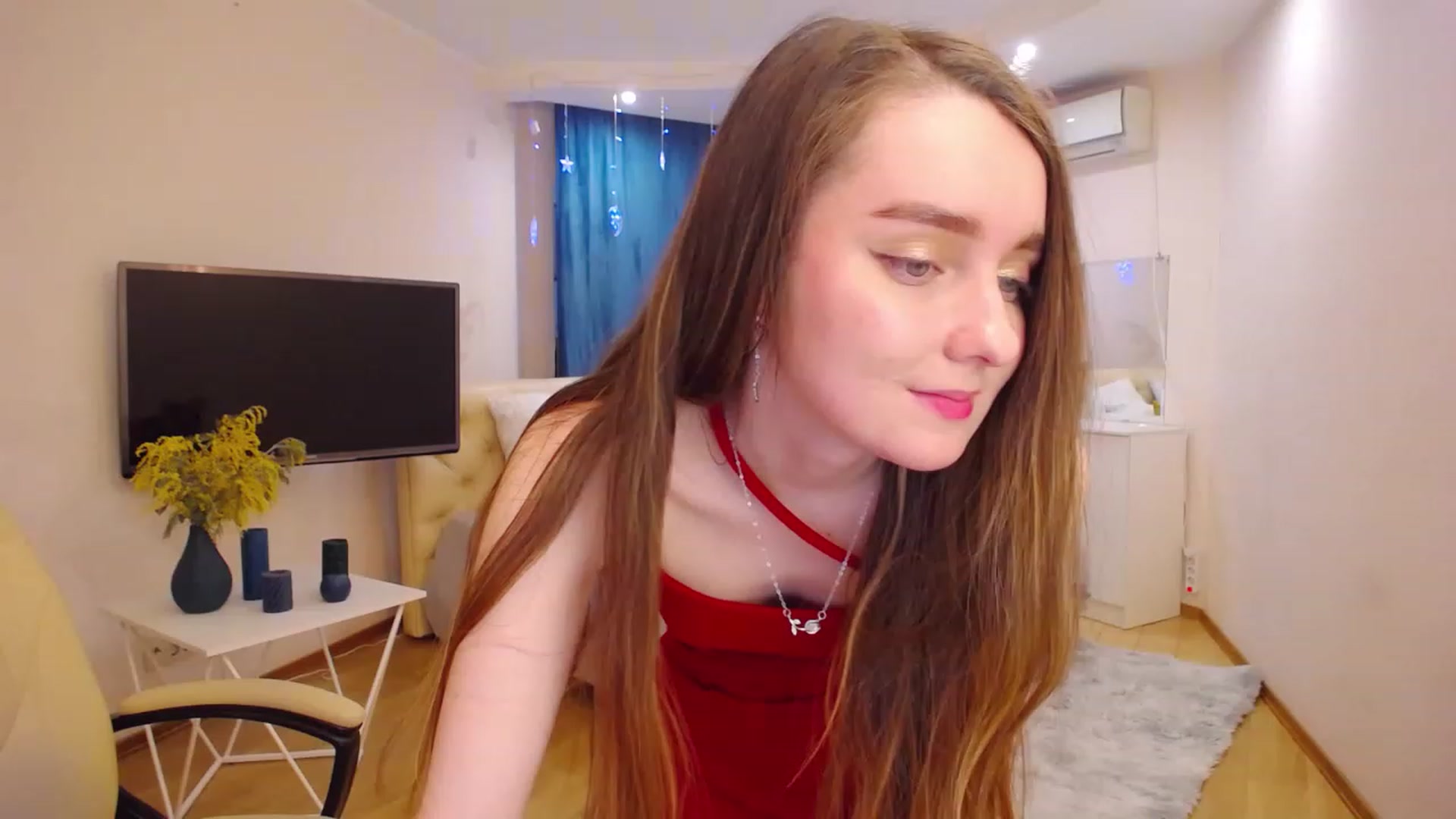 Gallery image thumbnail from OceanFeelss's myfreecams stream on, 03/08/2023, 09:38 image 11 of 20