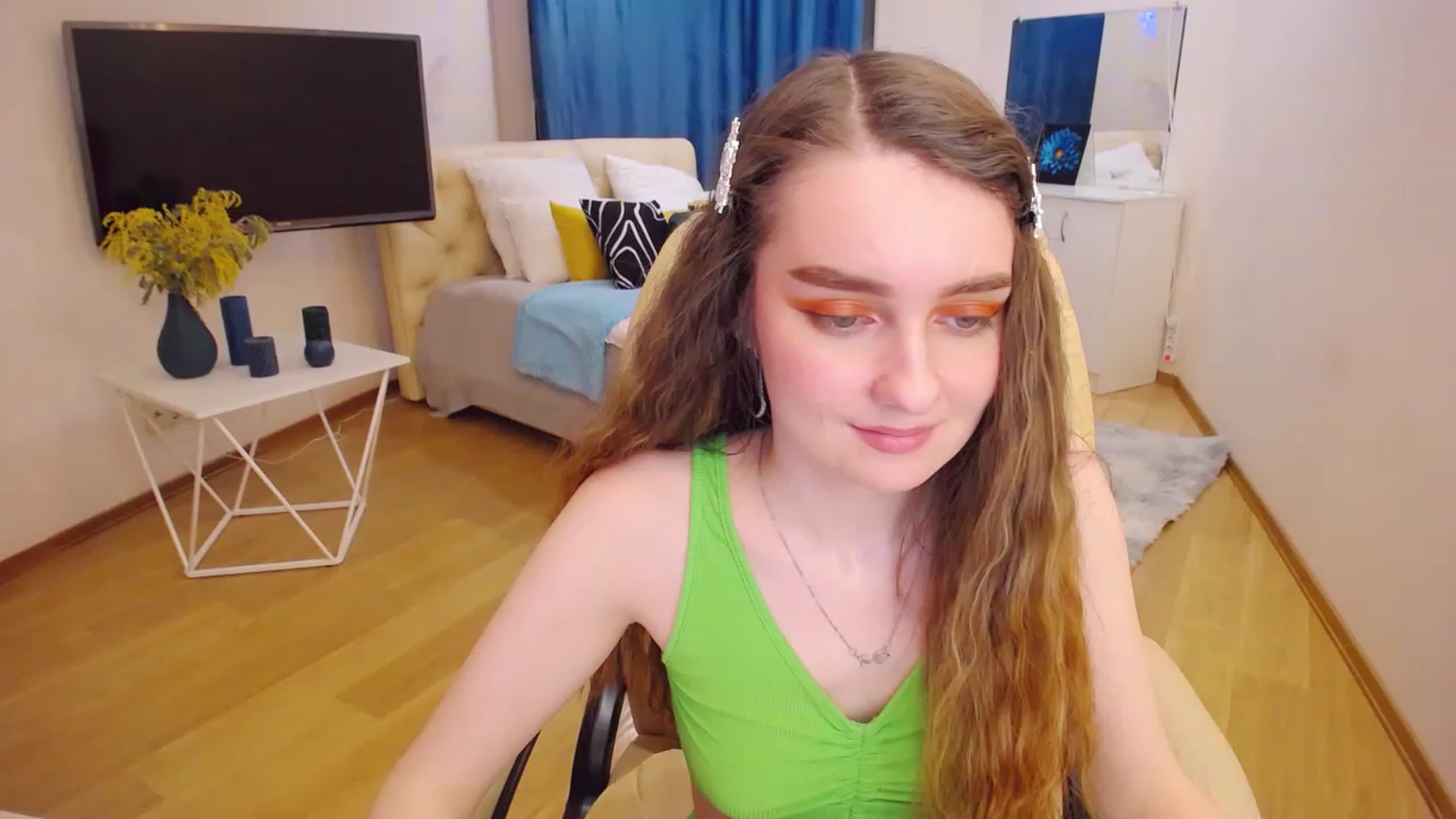 Gallery image thumbnail from OceanFeelss's myfreecams stream on, 03/11/2023, 14:56 image 18 of 20