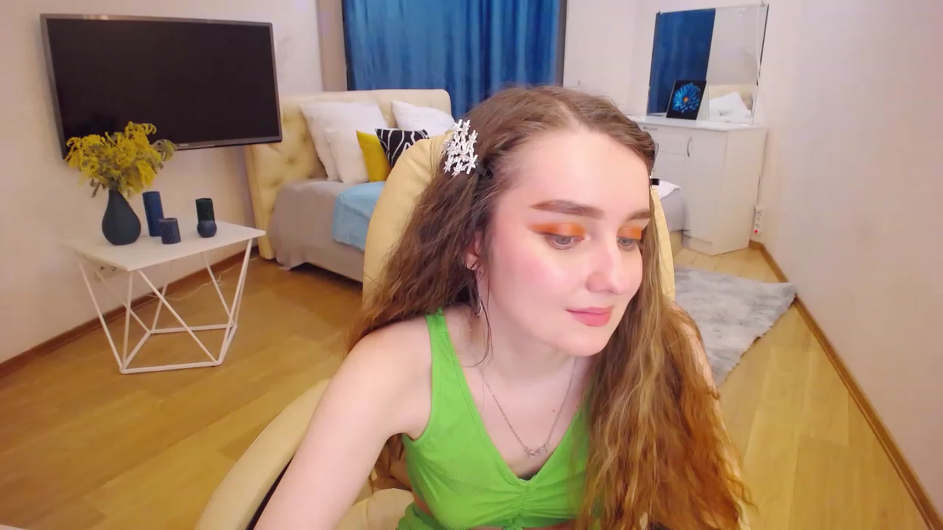 Gallery image thumbnail from OceanFeelss's myfreecams stream on, 03/11/2023, 14:56 image 17 of 20