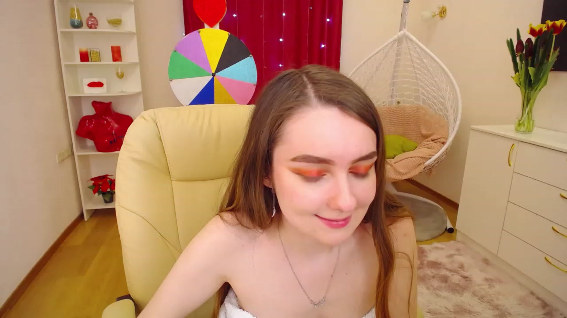 Gallery image thumbnail from OceanFeelss's myfreecams stream on, 03/13/2023, 05:40 image 1 of 20