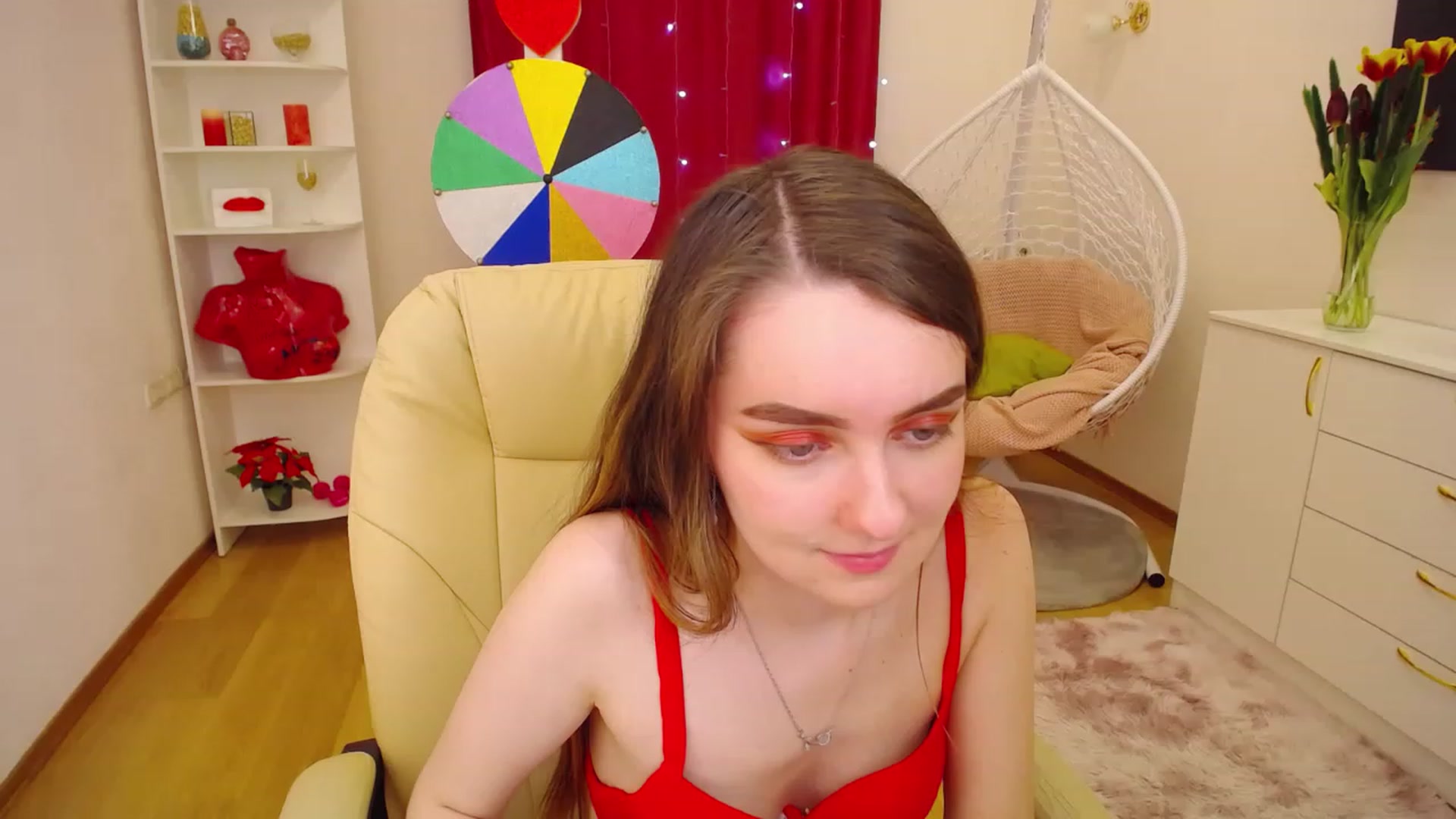 Gallery image thumbnail from OceanFeelss's myfreecams stream on, 03/13/2023, 05:40 image 12 of 20