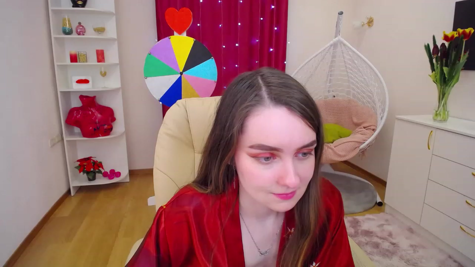 Gallery image thumbnail from OceanFeelss's myfreecams stream on, 03/13/2023, 07:02 image 12 of 20