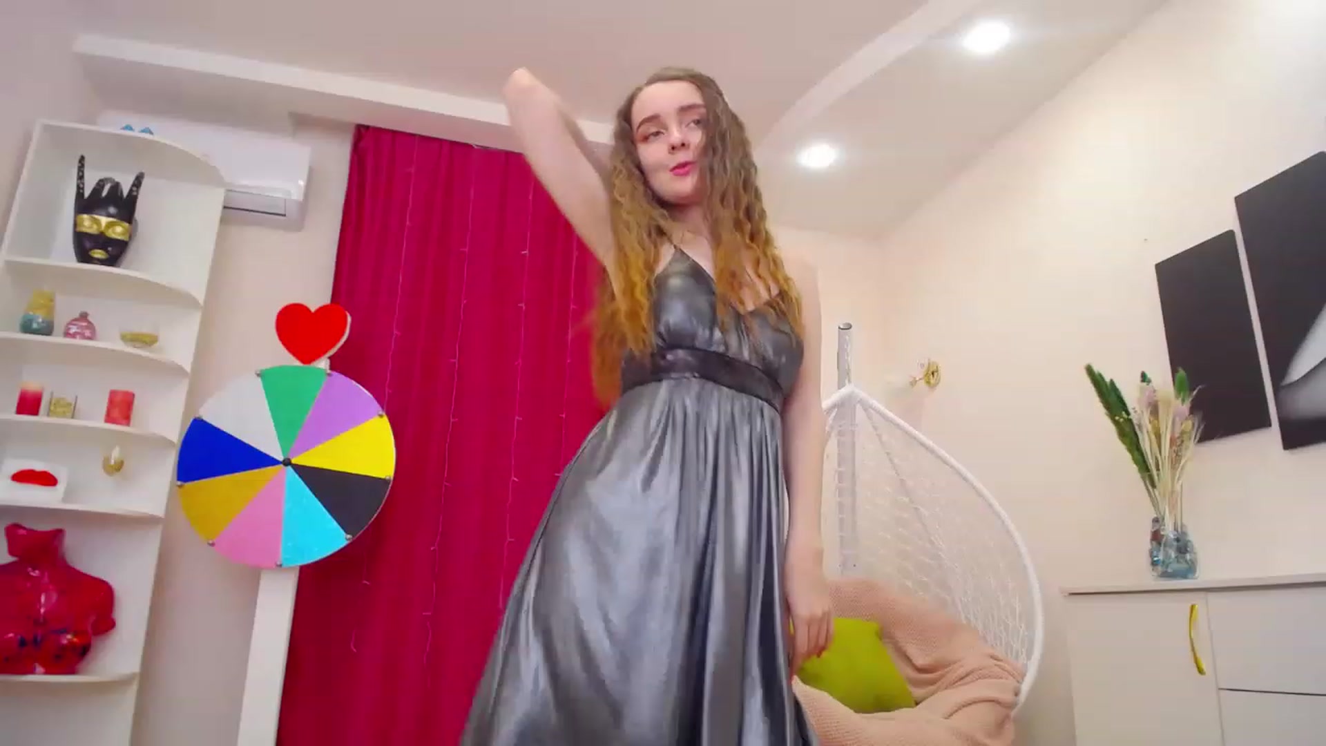 Gallery image thumbnail from OceanFeelss's myfreecams stream on, 03/15/2023, 09:14 image 16 of 20