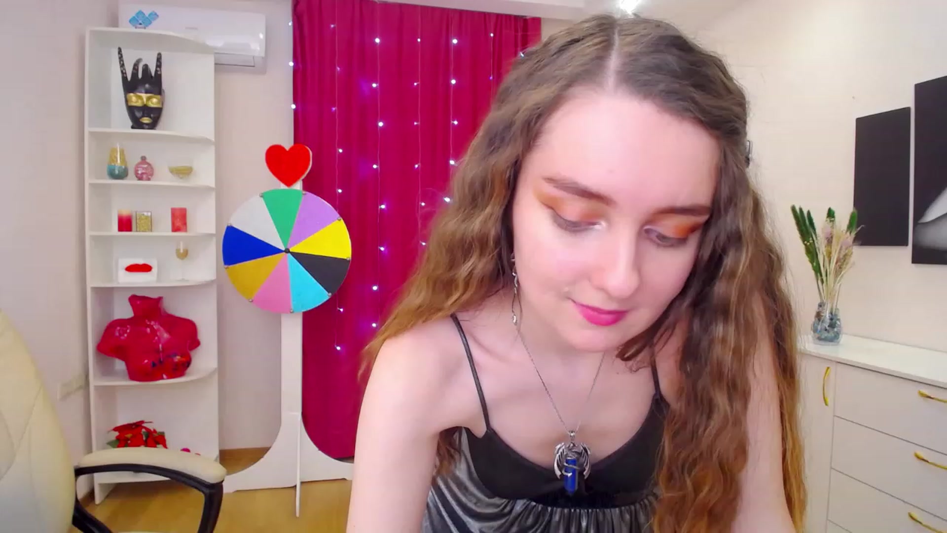 Gallery image thumbnail from OceanFeelss's myfreecams stream on, 03/15/2023, 09:41 image 2 of 20