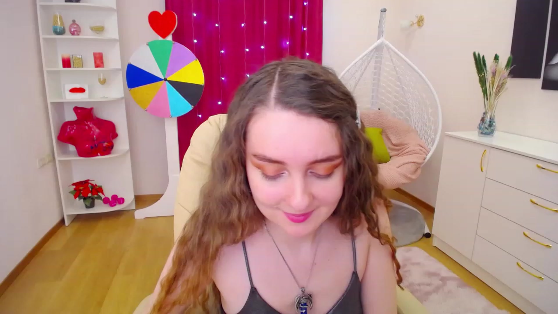 Gallery image thumbnail from OceanFeelss's myfreecams stream on, 03/15/2023, 09:41 image 7 of 20