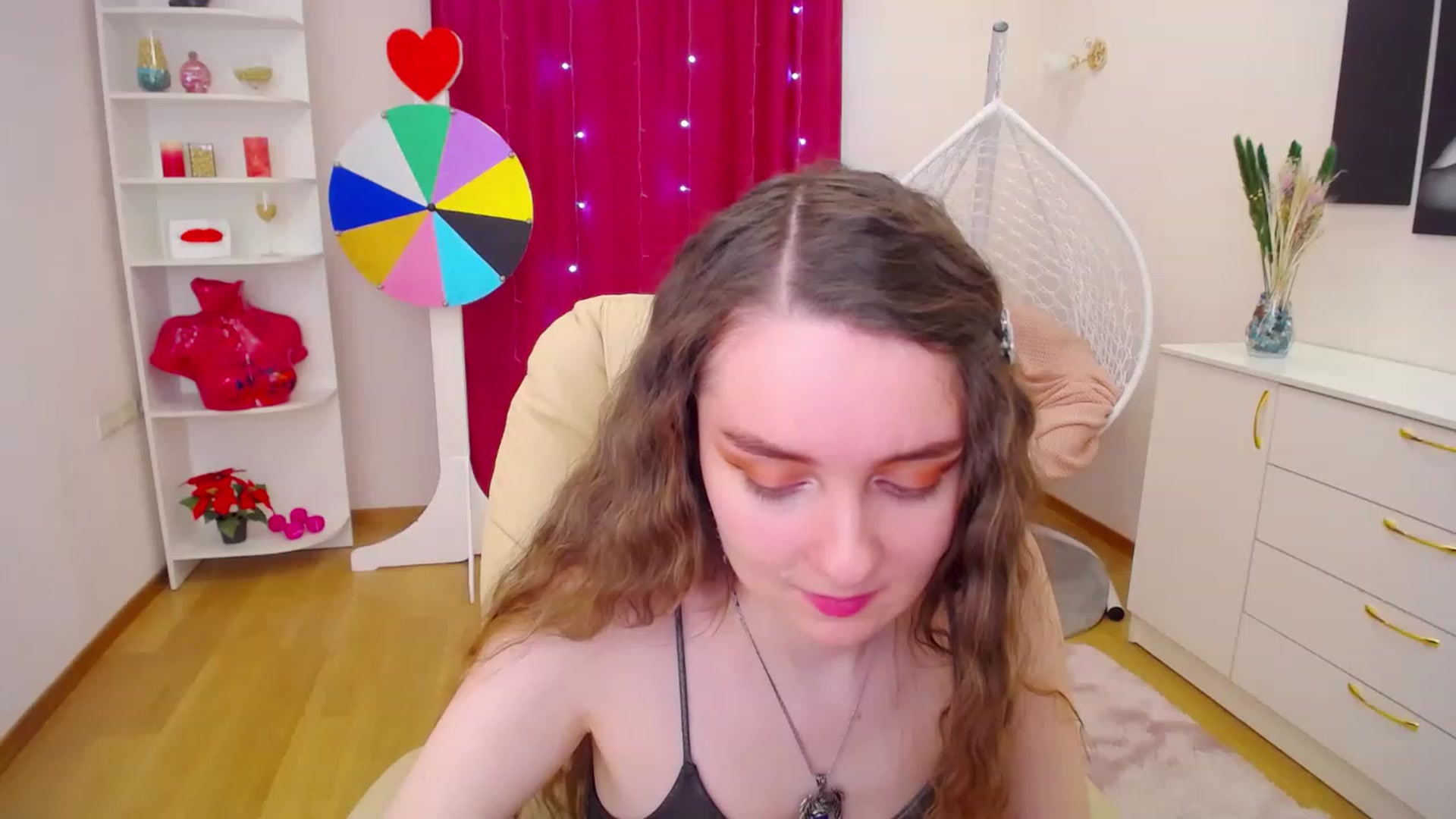 Gallery image thumbnail from OceanFeelss's myfreecams stream on, 03/15/2023, 09:41 image 16 of 20