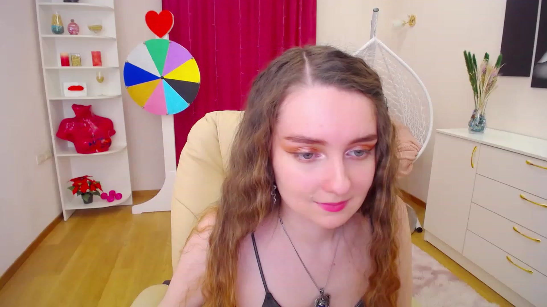 Gallery image thumbnail from OceanFeelss's myfreecams stream on, 03/15/2023, 09:41 image 11 of 20