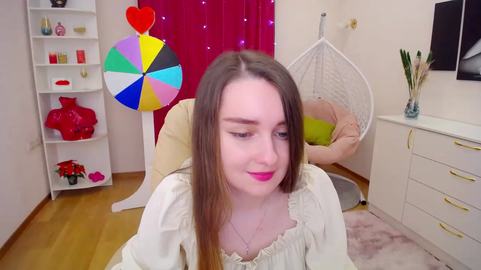 Gallery image thumbnail from OceanFeelss's myfreecams stream on, 03/17/2023, 08:35 image 2 of 20