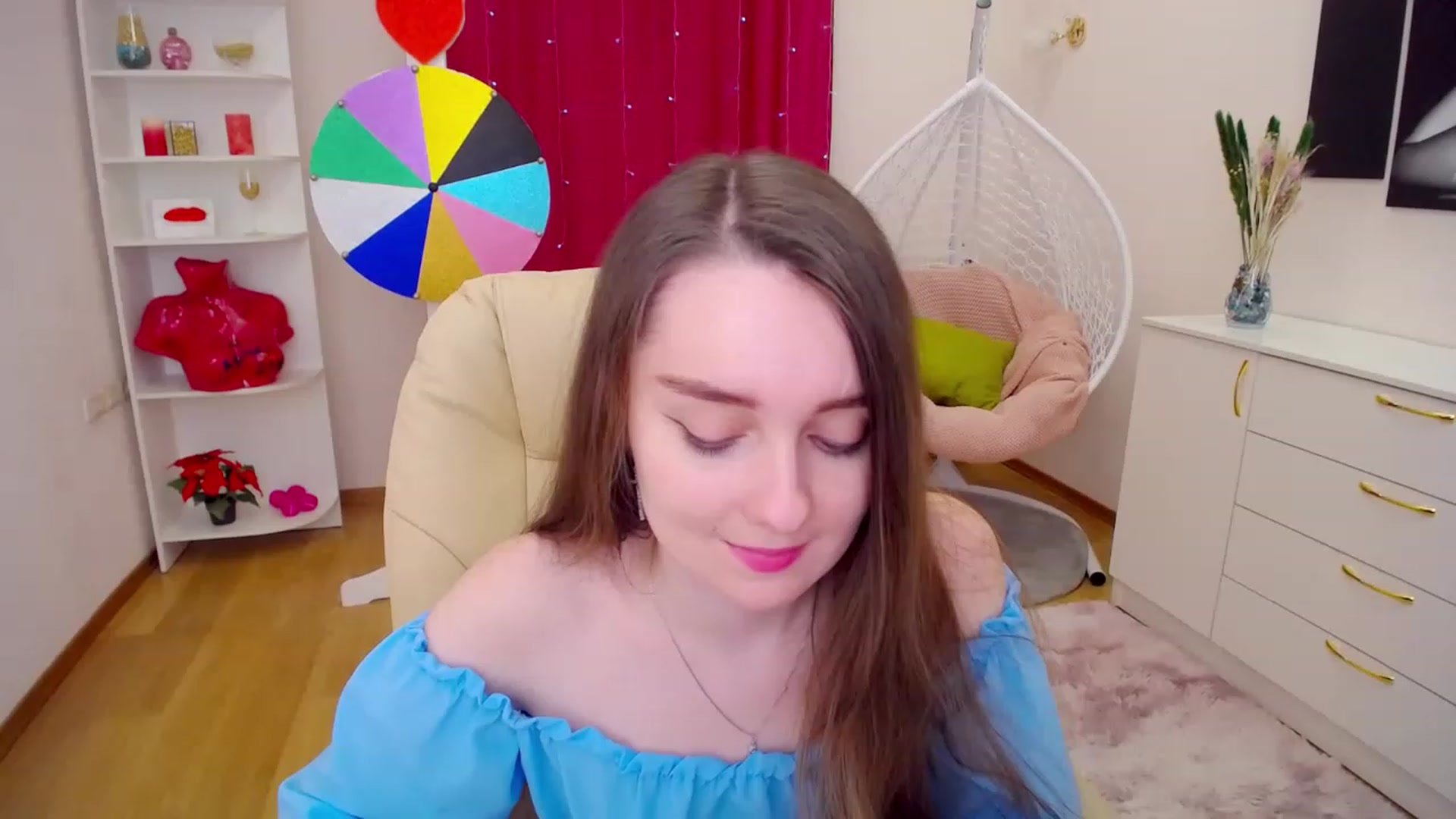 Gallery image thumbnail from OceanFeelss's myfreecams stream on, 03/17/2023, 09:34 image 11 of 20