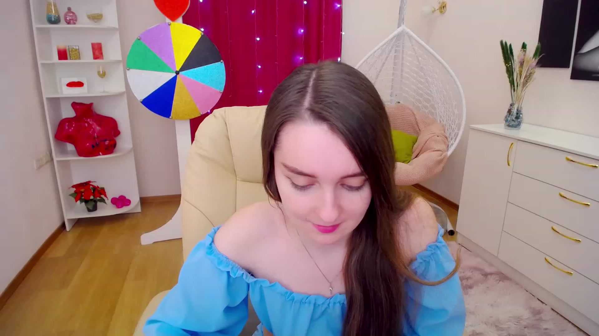 Gallery image thumbnail from OceanFeelss's myfreecams stream on, 03/17/2023, 09:34 image 20 of 20