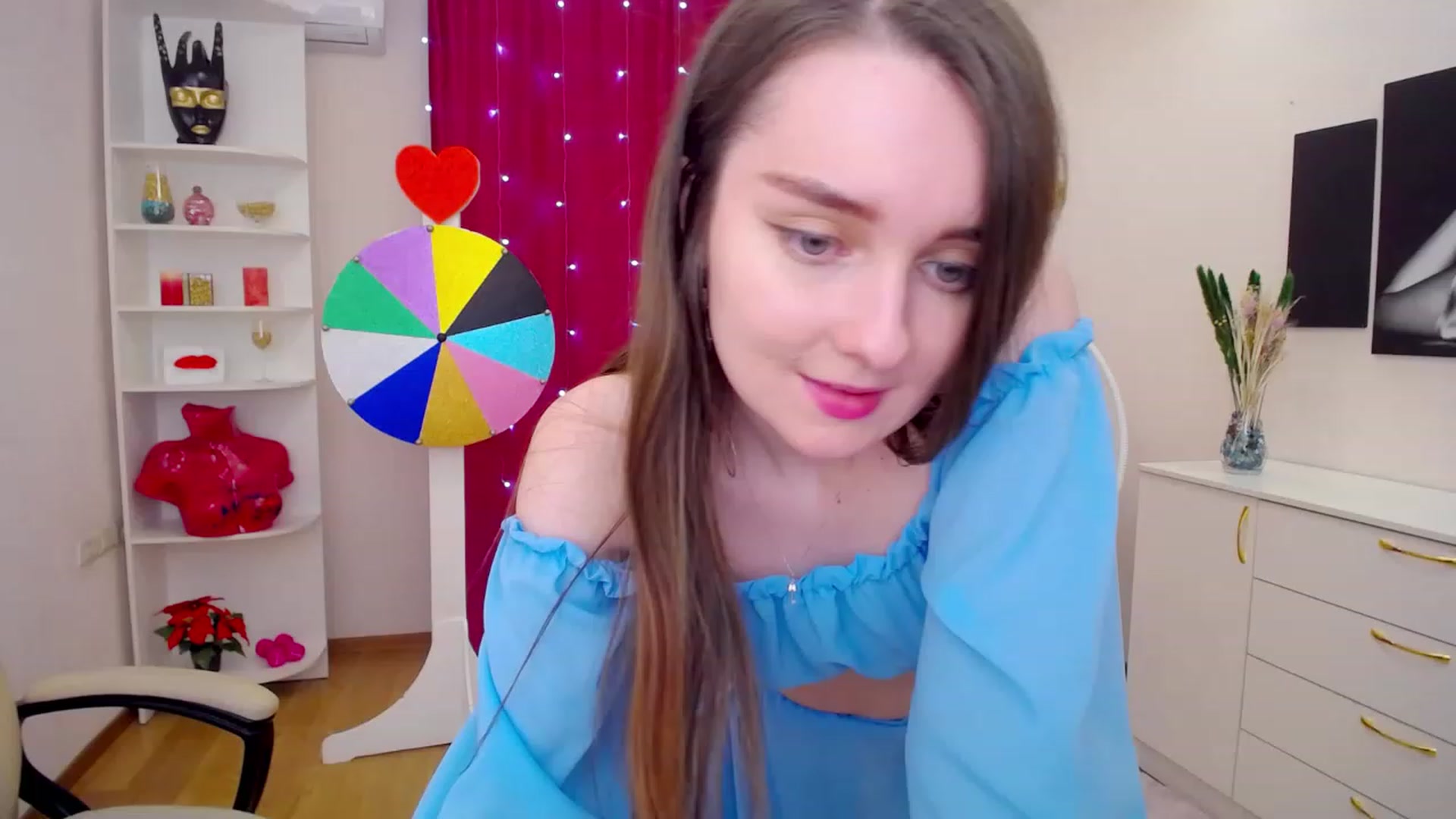 Gallery image thumbnail from OceanFeelss's myfreecams stream on, 03/17/2023, 09:34 image 3 of 20