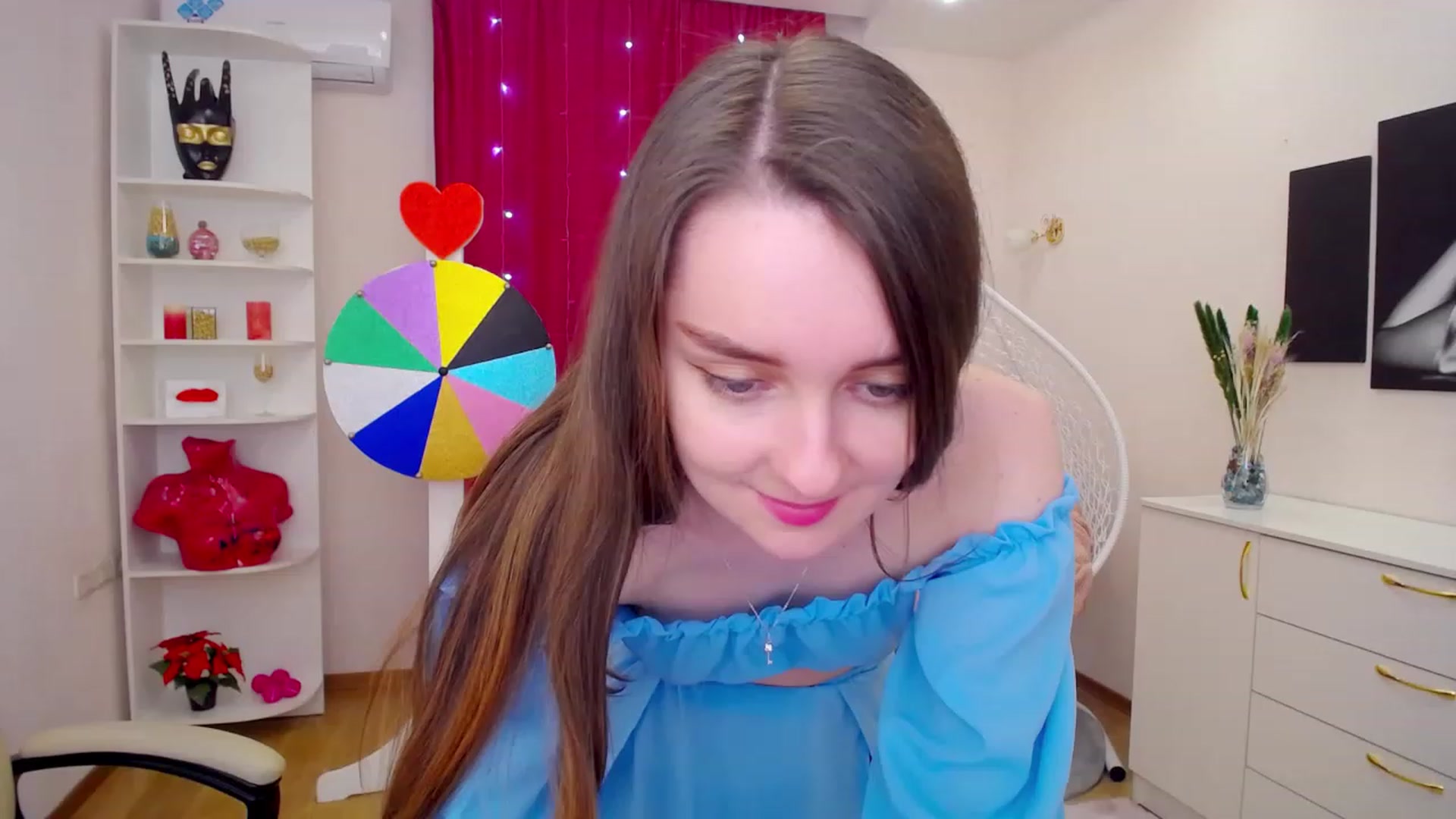 Gallery image thumbnail from OceanFeelss's myfreecams stream on, 03/17/2023, 09:34 image 15 of 20