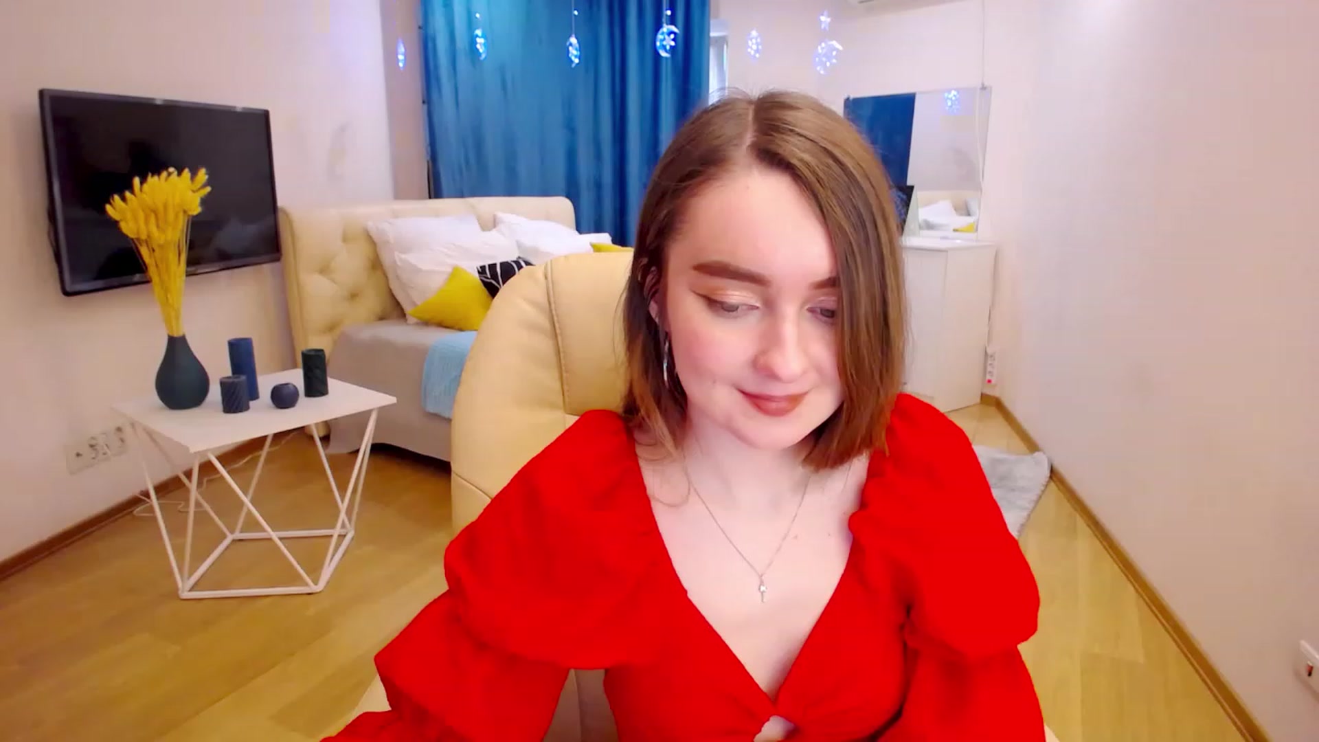 Gallery image thumbnail from OceanFeelss's myfreecams stream on, 03/18/2023, 10:31 image 19 of 20
