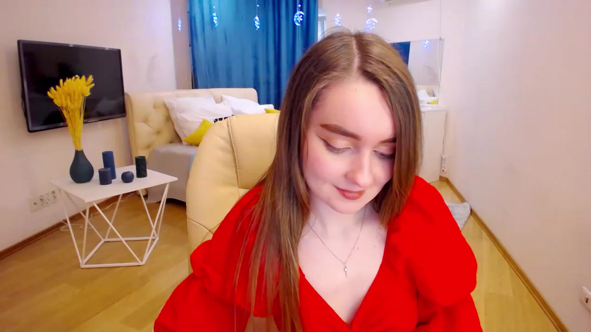 Gallery image thumbnail from OceanFeelss's myfreecams stream on, 03/18/2023, 10:31 image 14 of 20