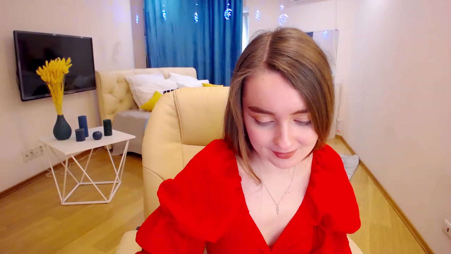Gallery image thumbnail from OceanFeelss's myfreecams stream on, 03/18/2023, 10:31 image 18 of 20