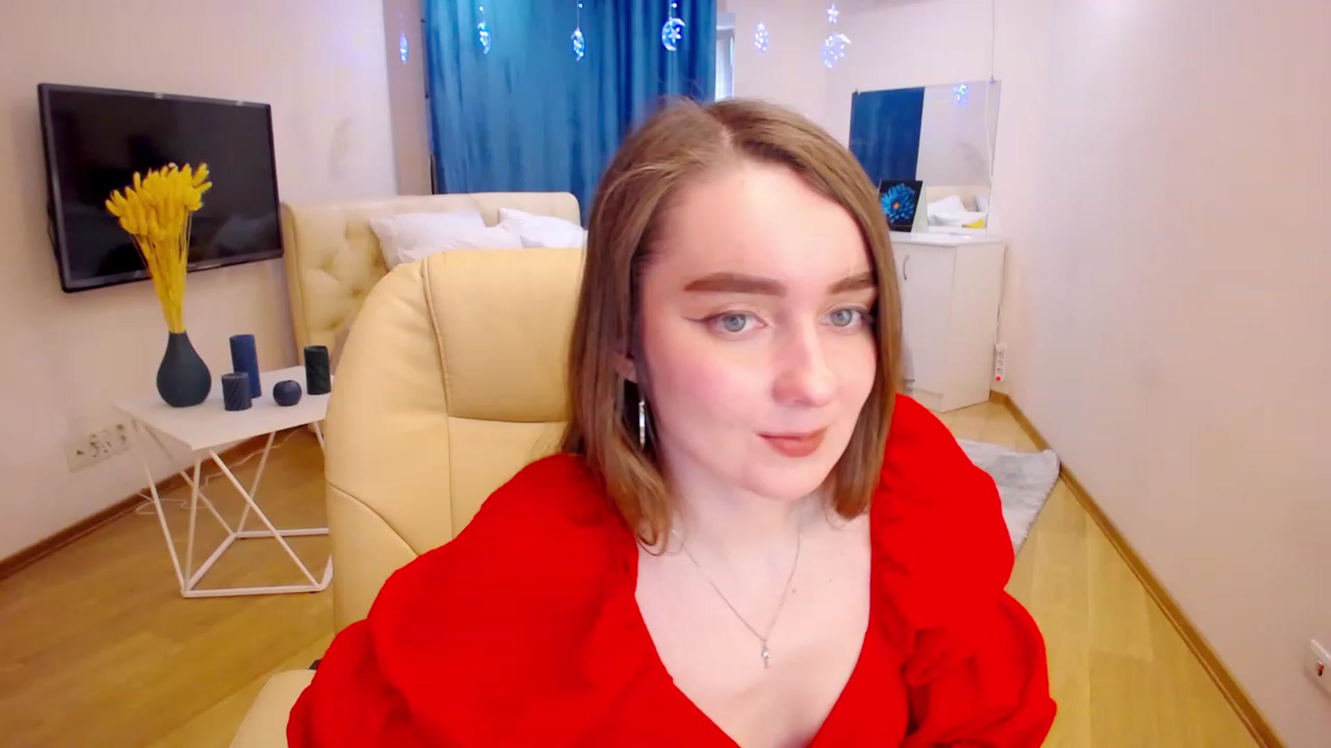 Gallery image thumbnail from OceanFeelss's myfreecams stream on, 03/18/2023, 11:09 image 2 of 20