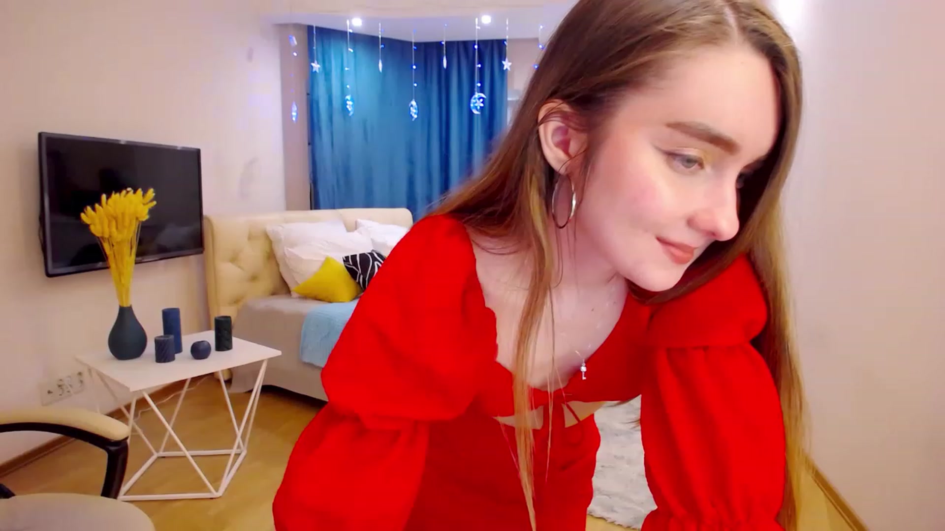 Gallery image thumbnail from OceanFeelss's myfreecams stream on, 03/18/2023, 11:09 image 11 of 20