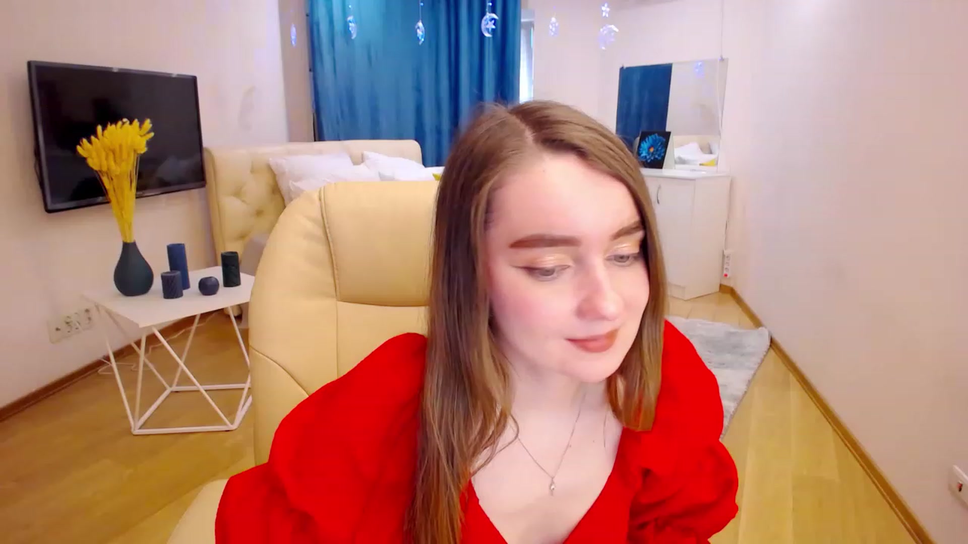 Gallery image thumbnail from OceanFeelss's myfreecams stream on, 03/18/2023, 11:09 image 6 of 20