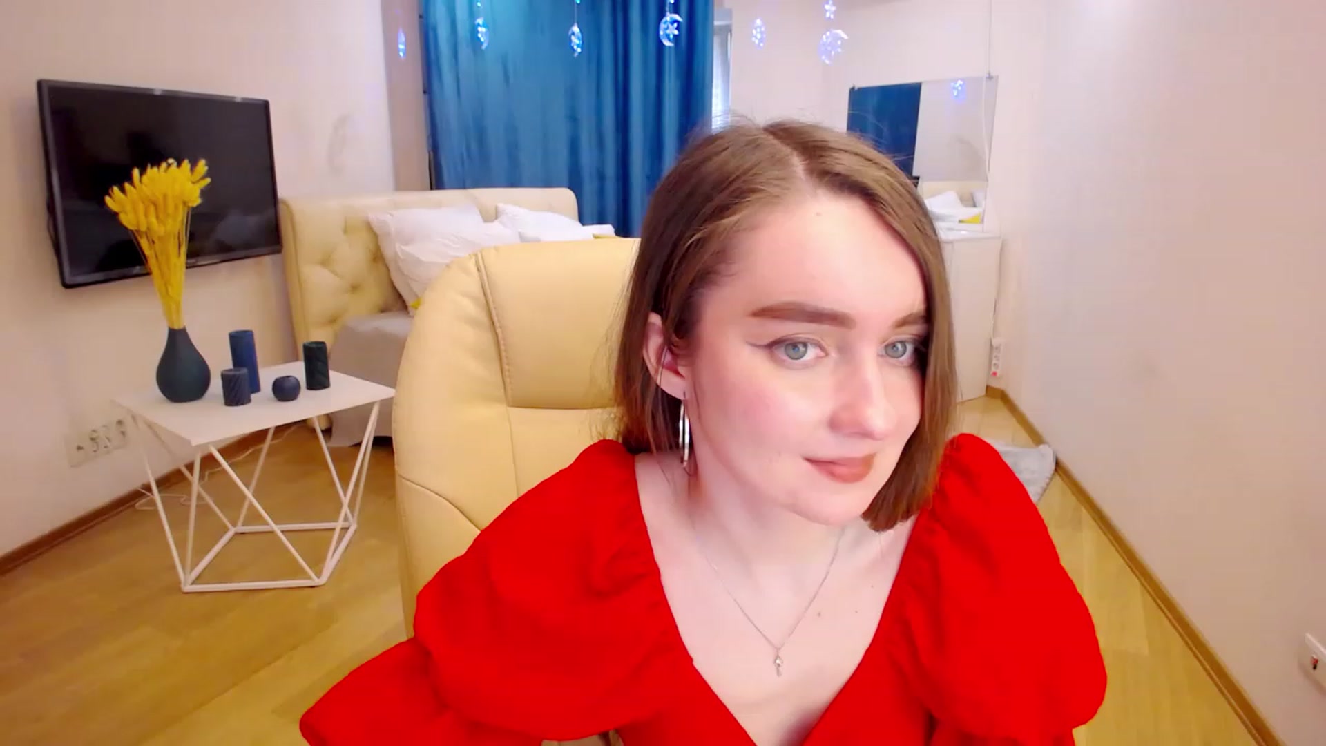 Gallery image thumbnail from OceanFeelss's myfreecams stream on, 03/18/2023, 11:09 image 19 of 20