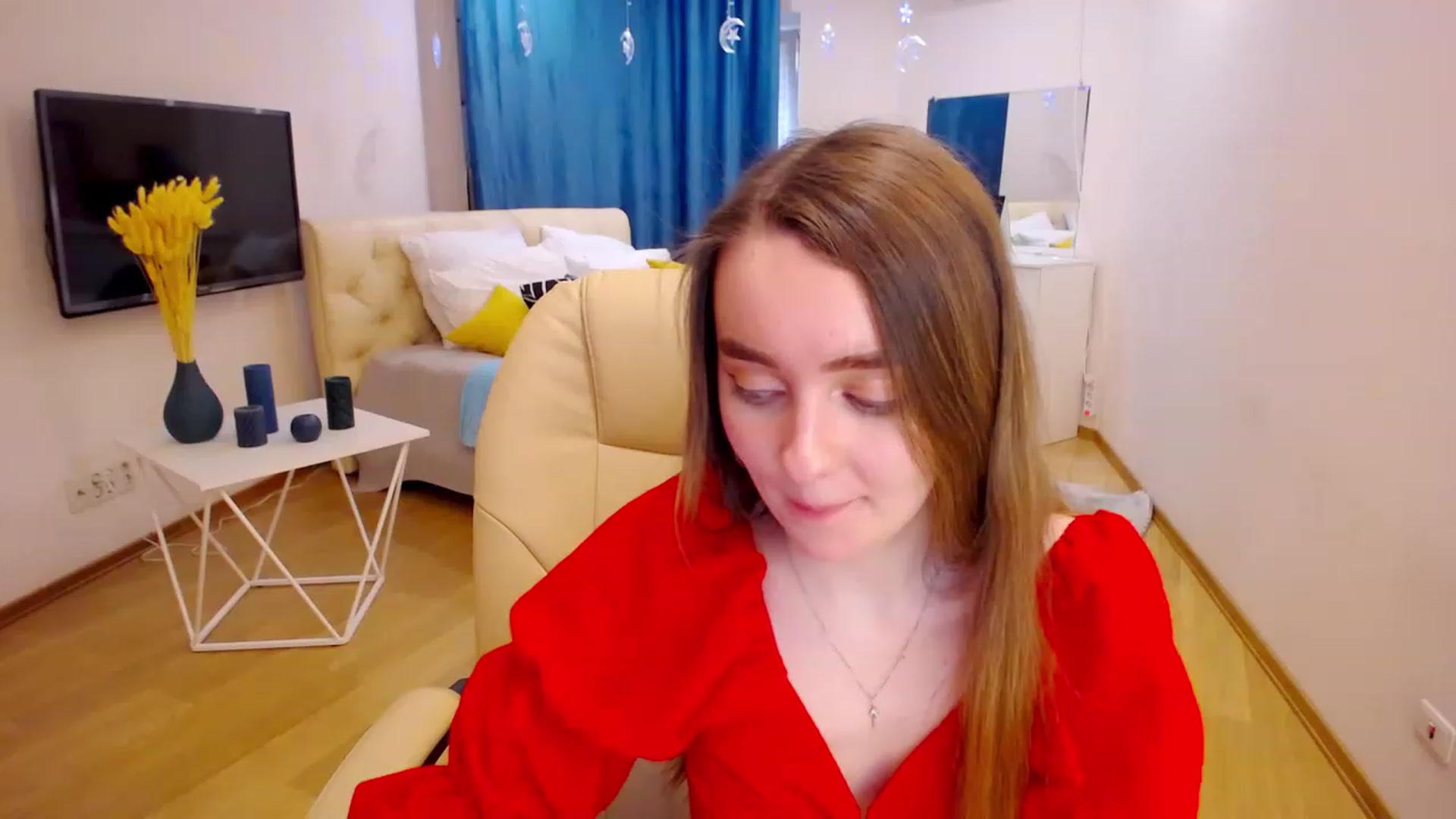 Gallery image thumbnail from OceanFeelss's myfreecams stream on, 03/18/2023, 12:46 image 7 of 20