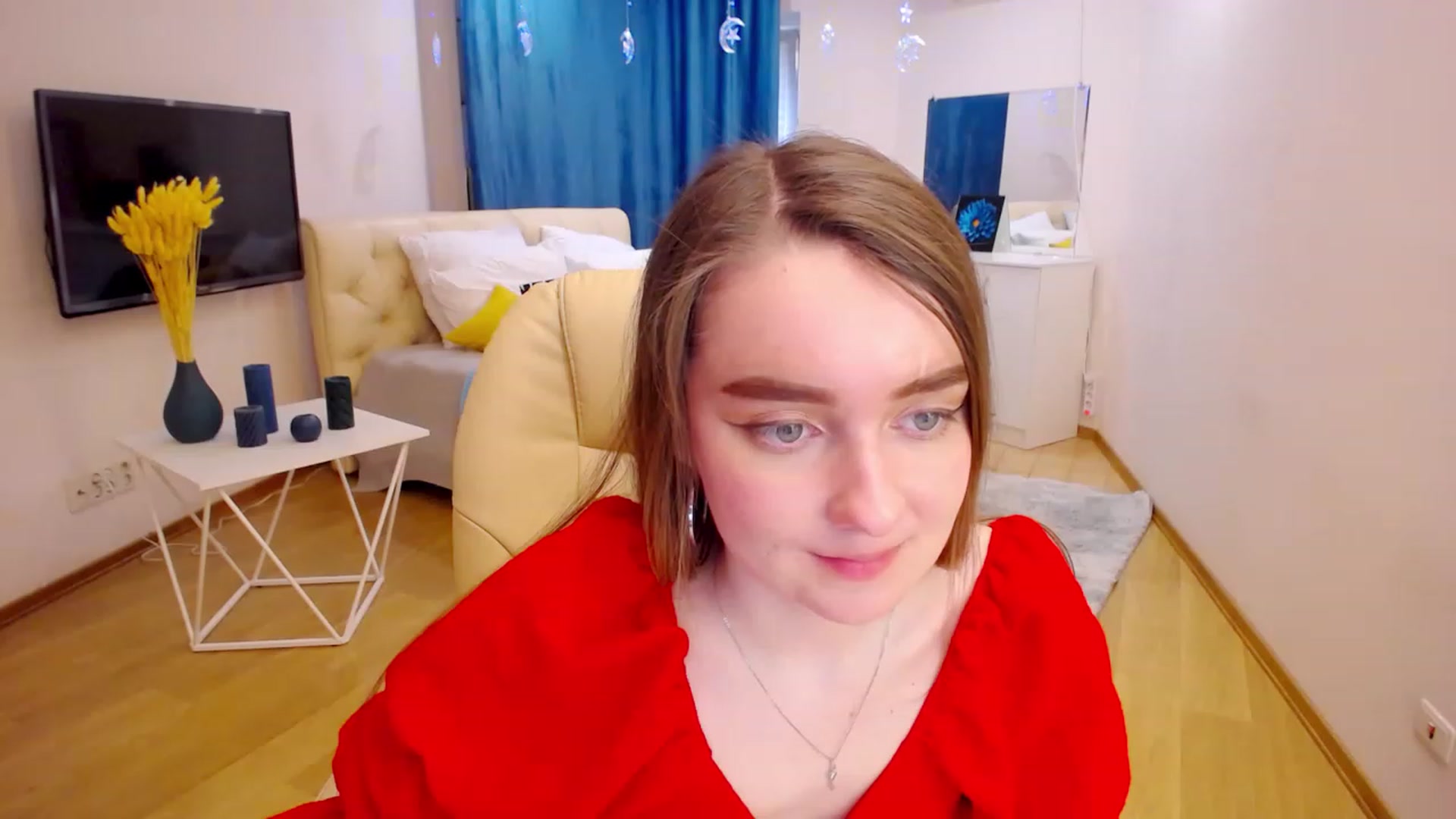 Gallery image thumbnail from OceanFeelss's myfreecams stream on, 03/18/2023, 12:46 image 2 of 20
