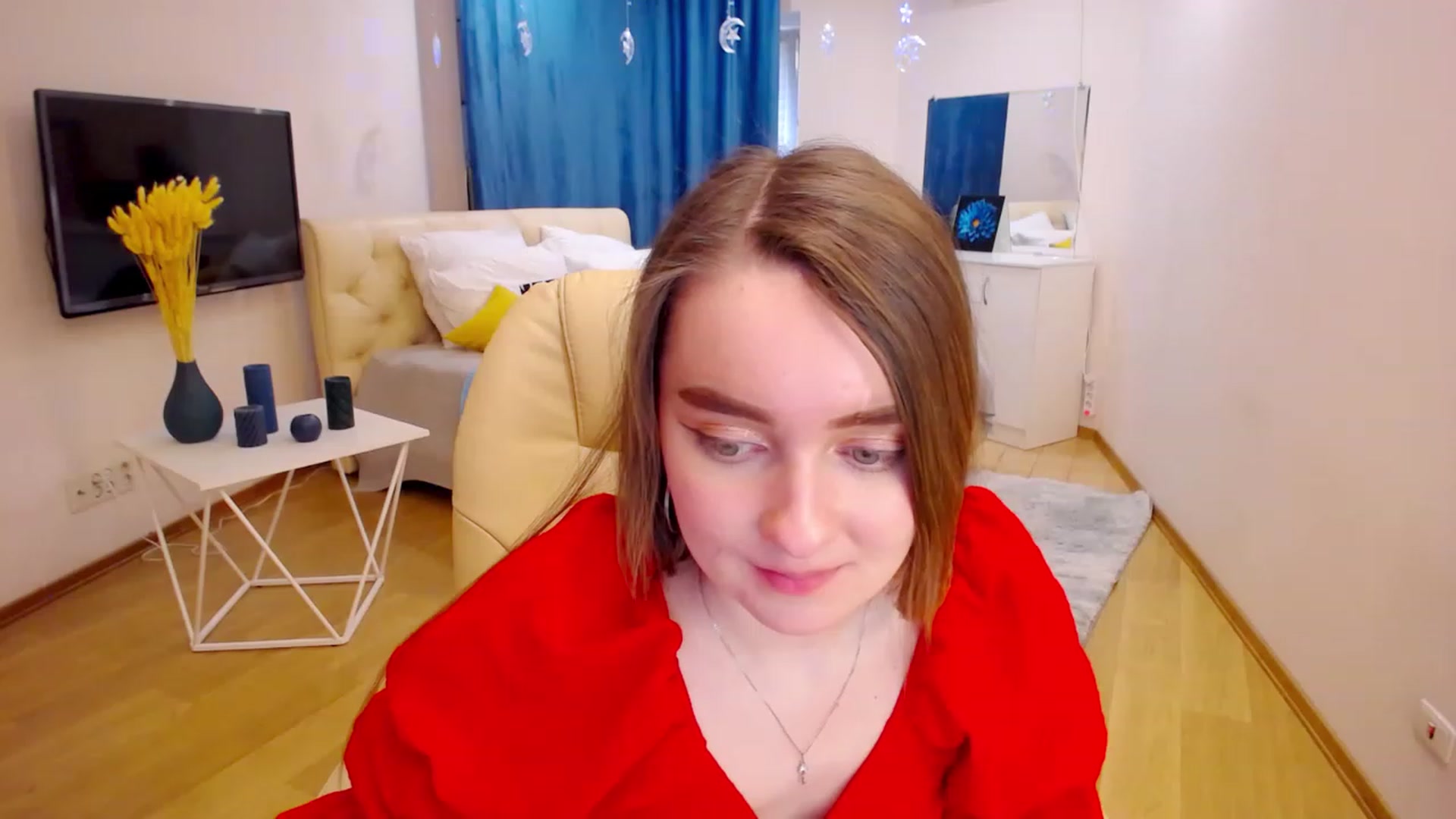 Gallery image thumbnail from OceanFeelss's myfreecams stream on, 03/18/2023, 12:46 image 3 of 20